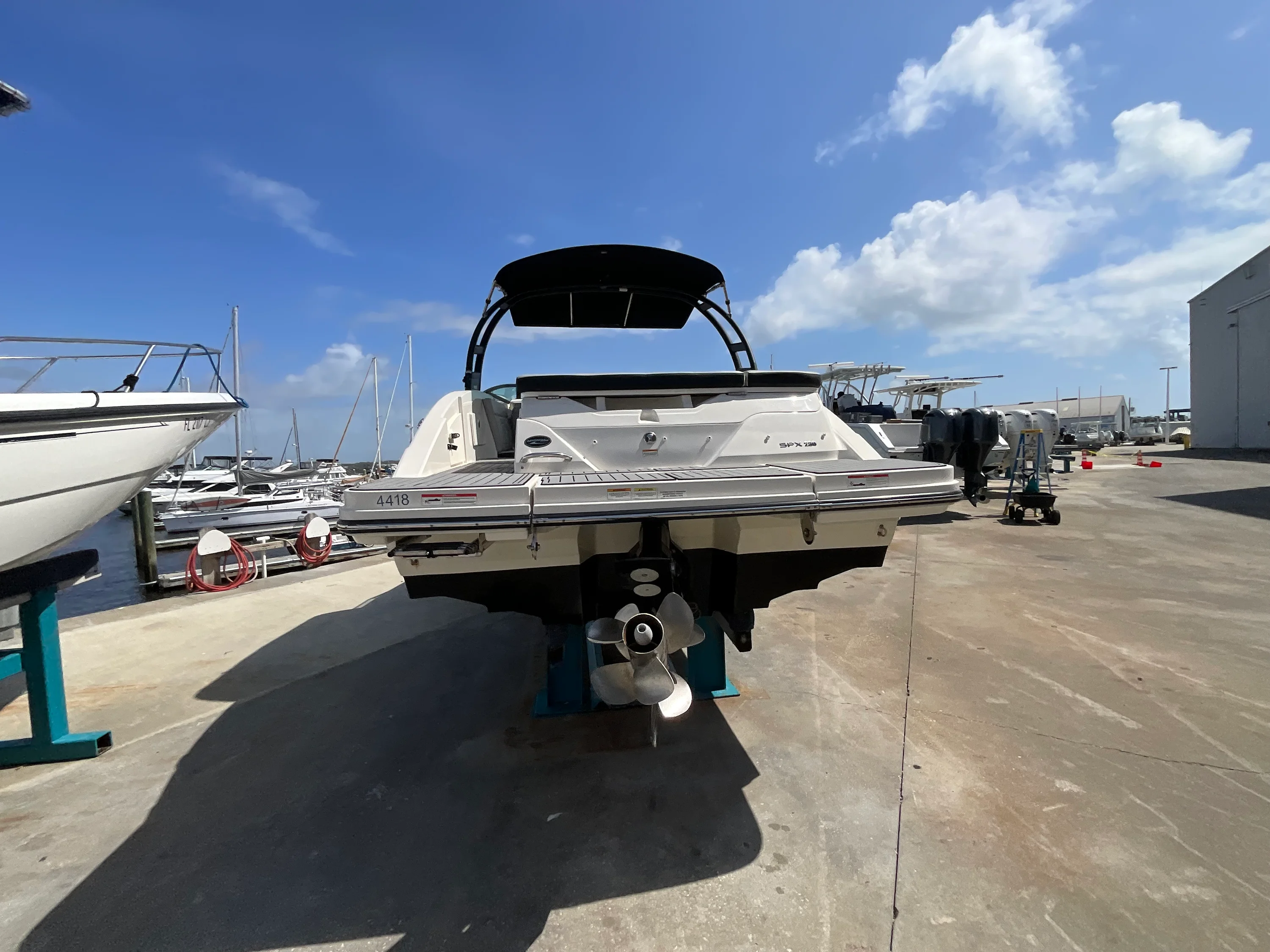 2021 Sea Ray 23 SPX Image Thumbnail #2