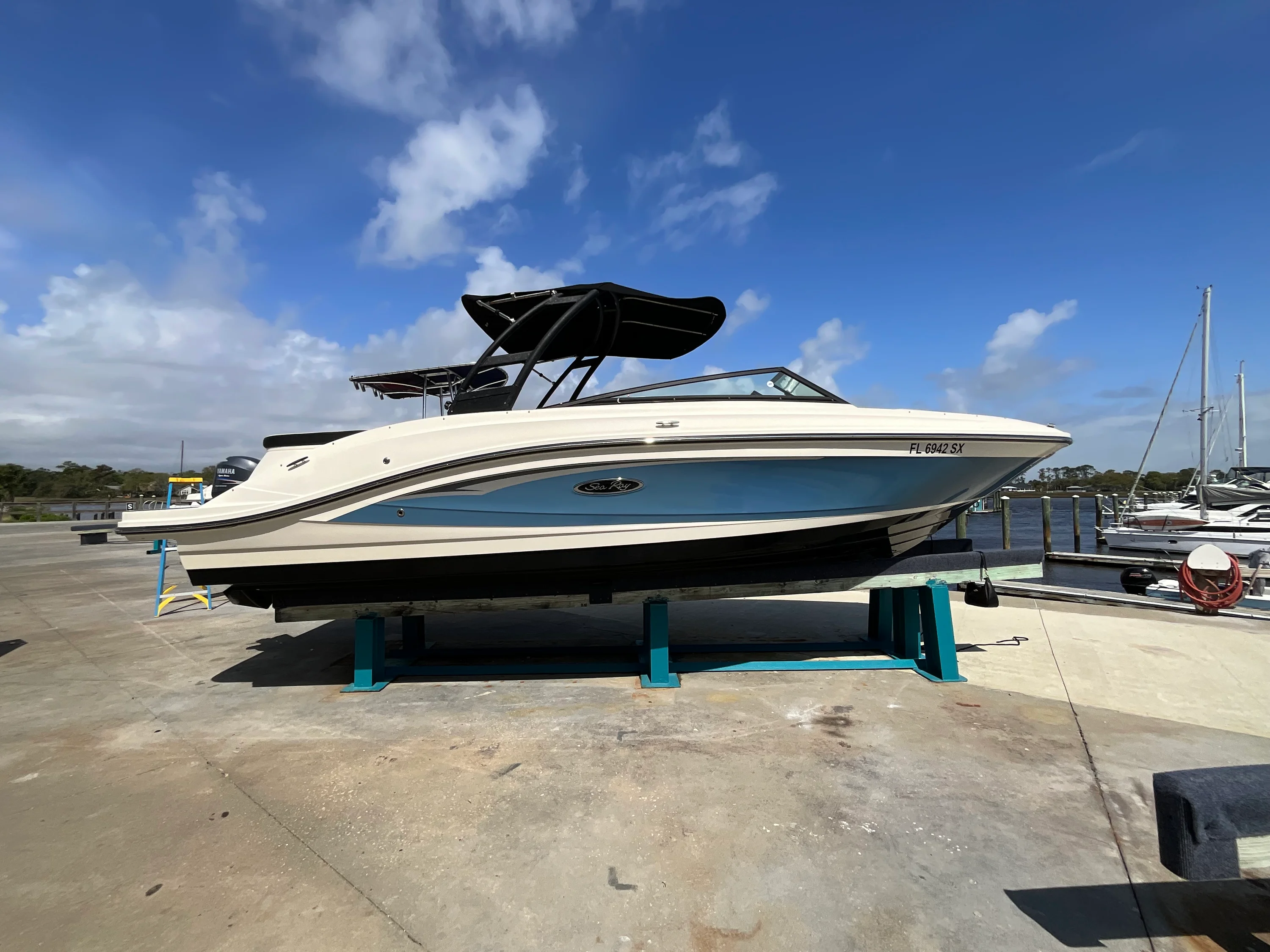 2021 Sea Ray 23 SPX Image Thumbnail #3