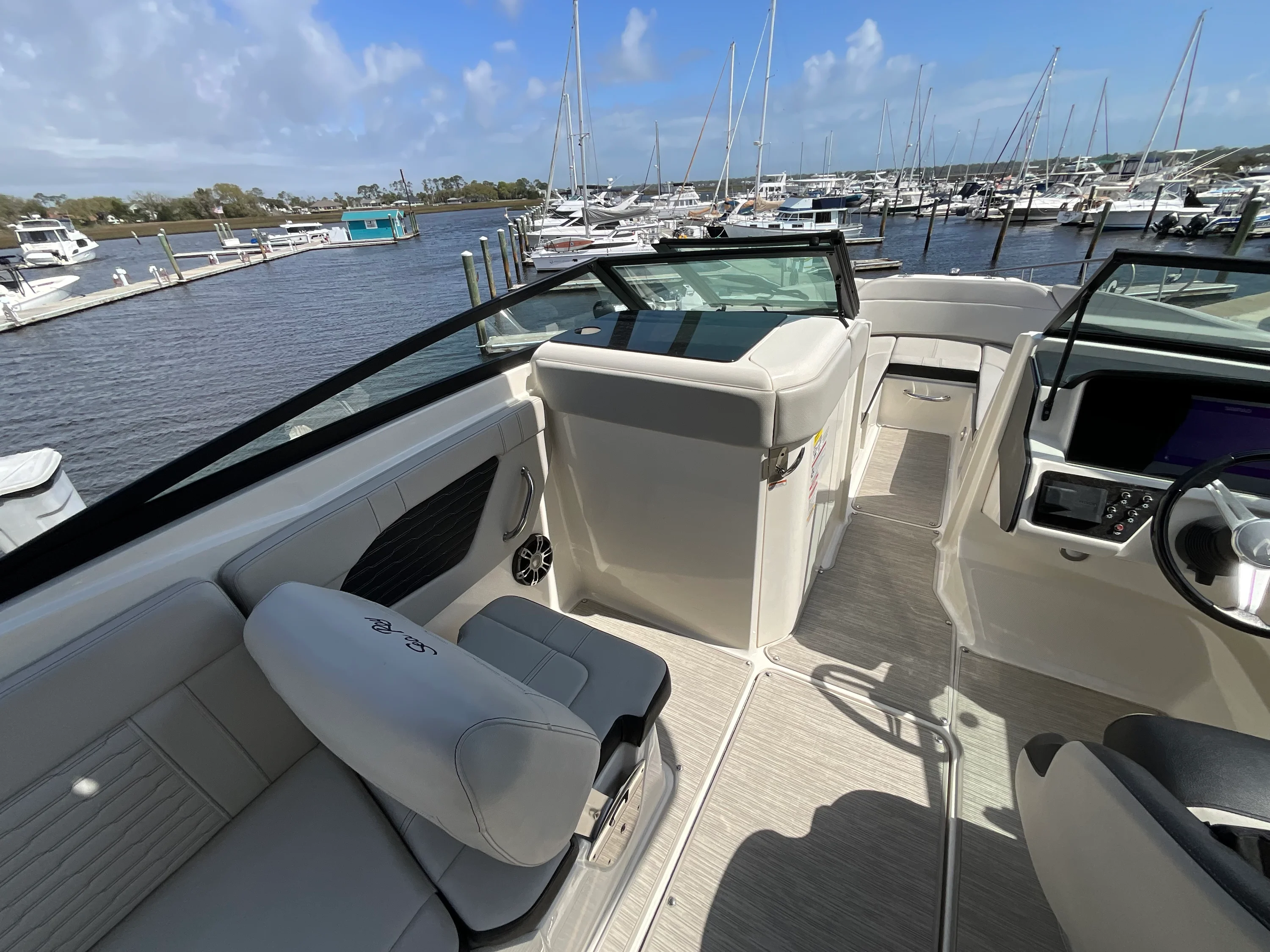 2021 Sea Ray 23 SPX Image Thumbnail #19