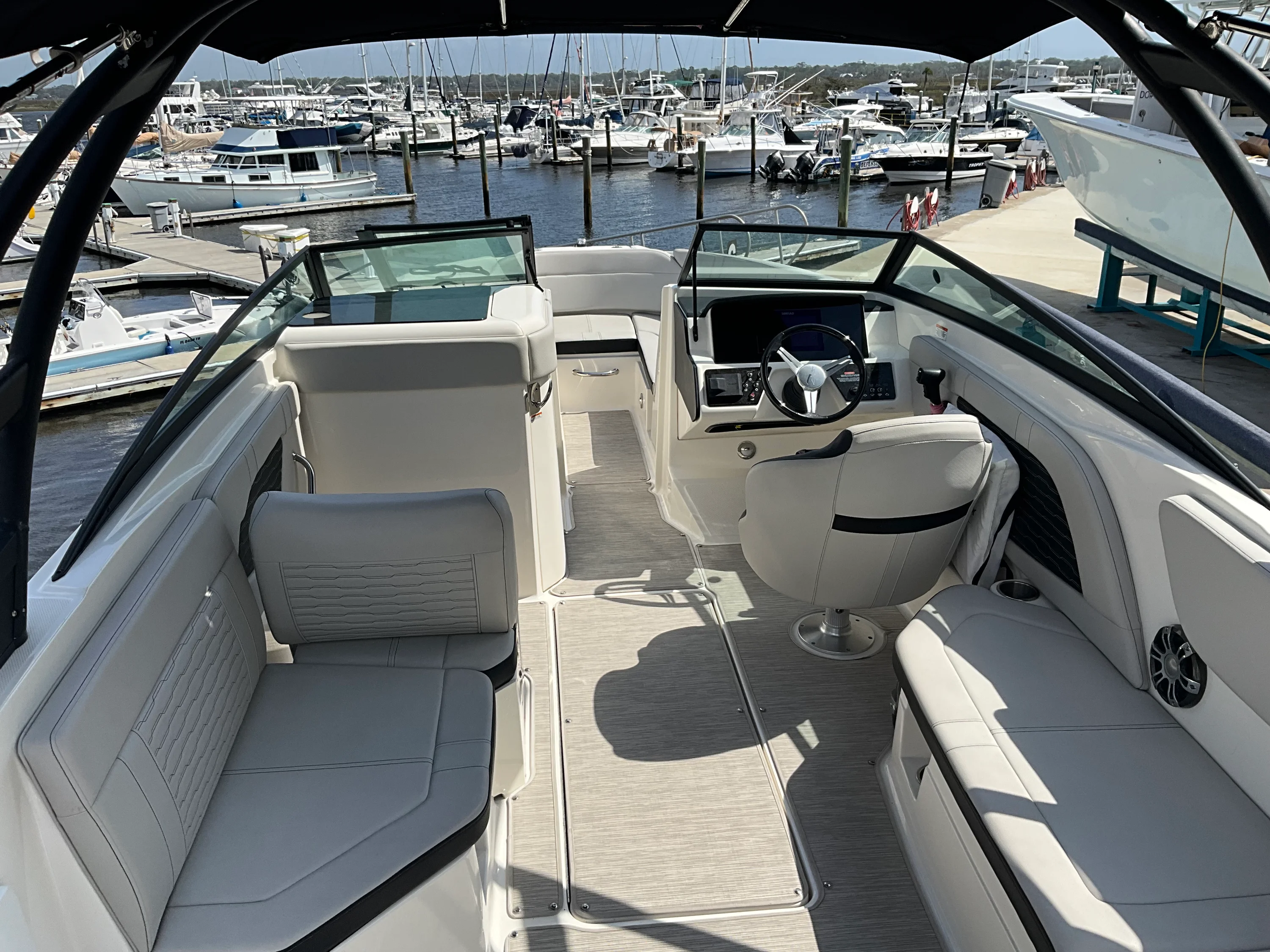 2021 Sea Ray 23 SPX Image Thumbnail #23