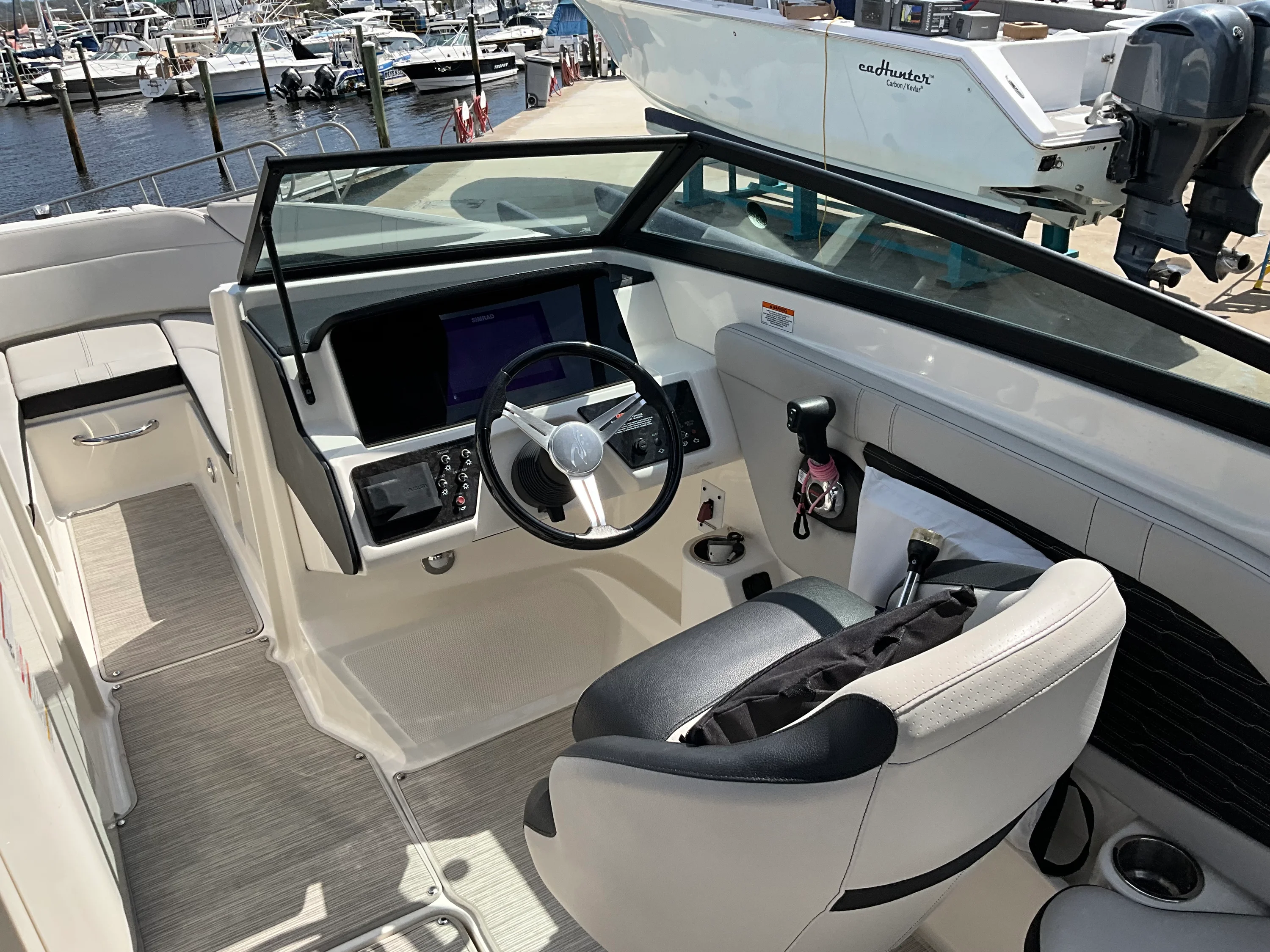 2021 Sea Ray 23 SPX Image Thumbnail #22