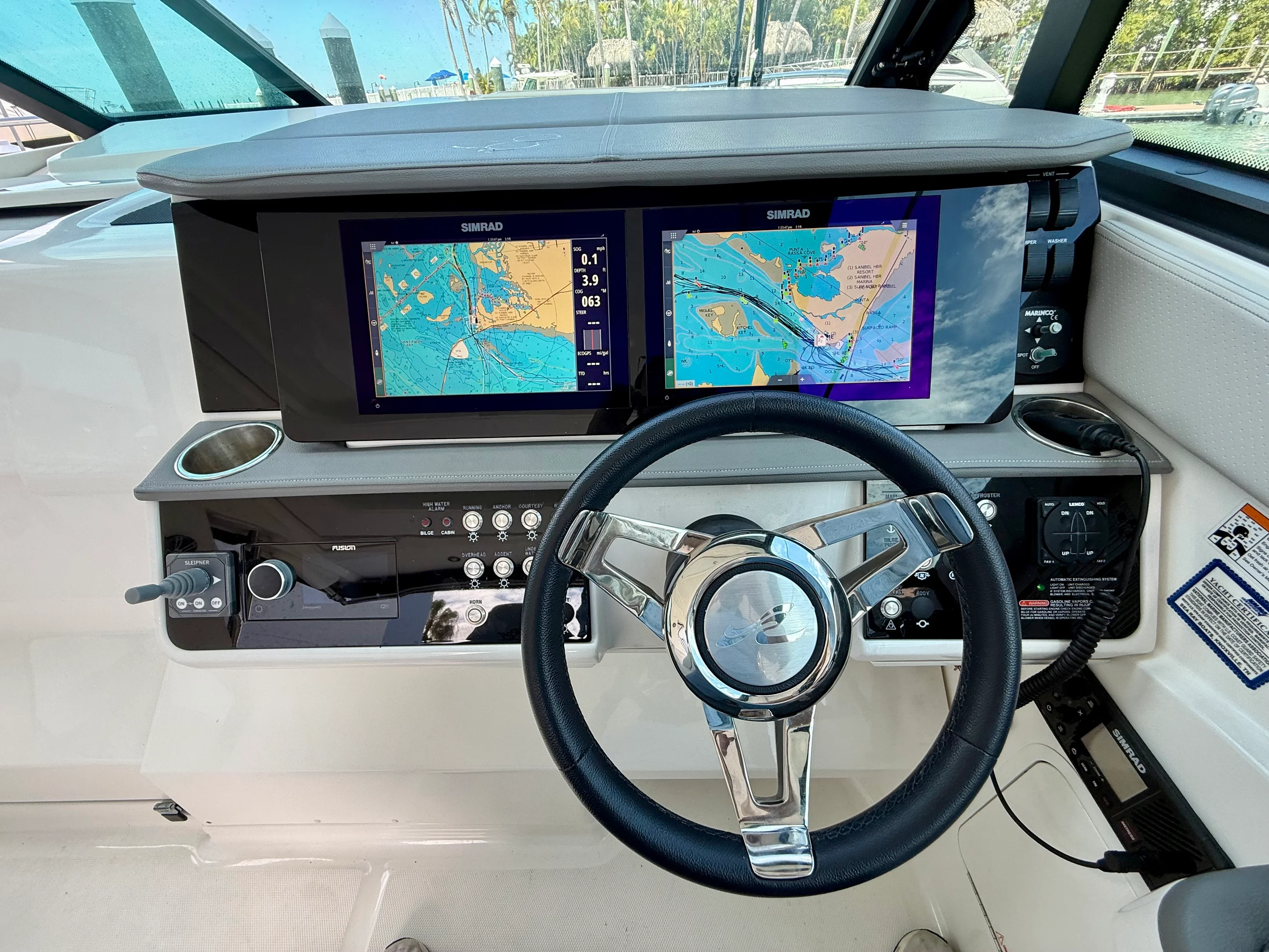 2023 Sea Ray 320 SUNDANCER Image Thumbnail #25