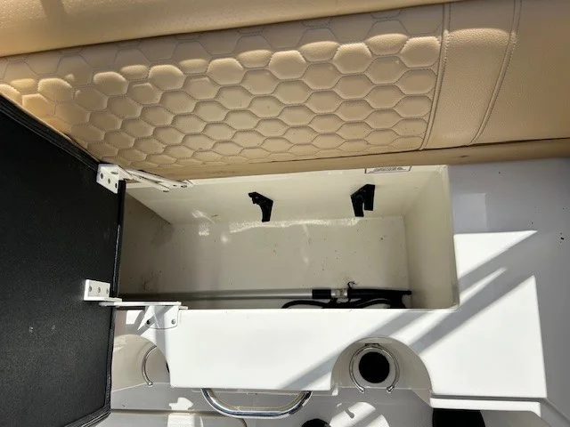 2021 Sea Ray 250 SDX OB Image Thumbnail #19