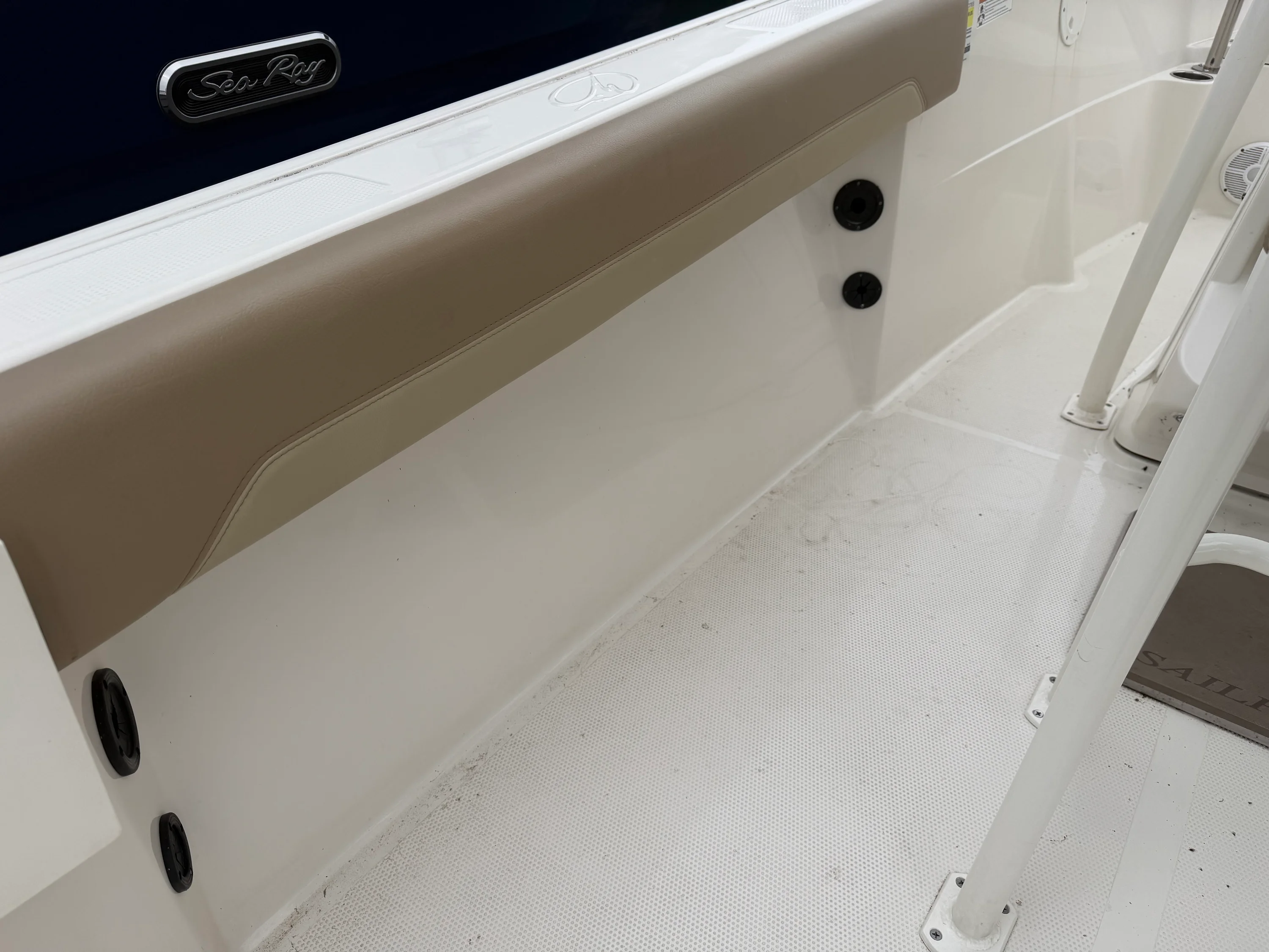 2021 Sailfish 220 CC Image Thumbnail #17