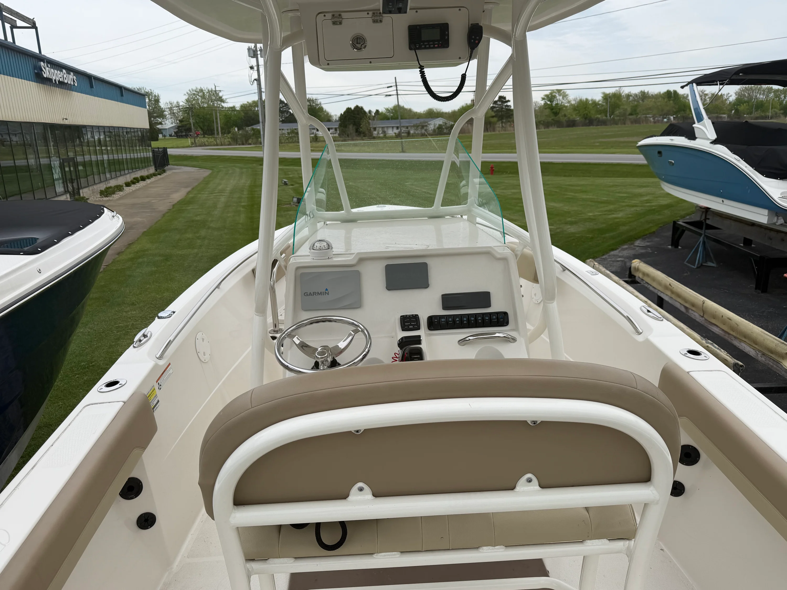 2021 Sailfish 220 CC Image Thumbnail #4