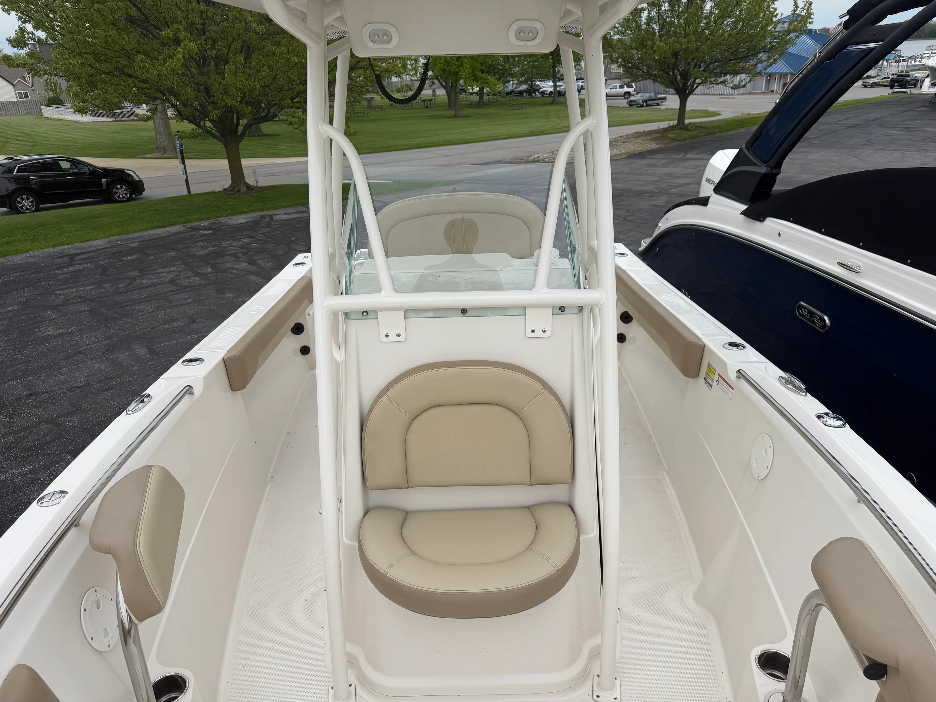 2021 Sailfish 220 CC Image Thumbnail #14