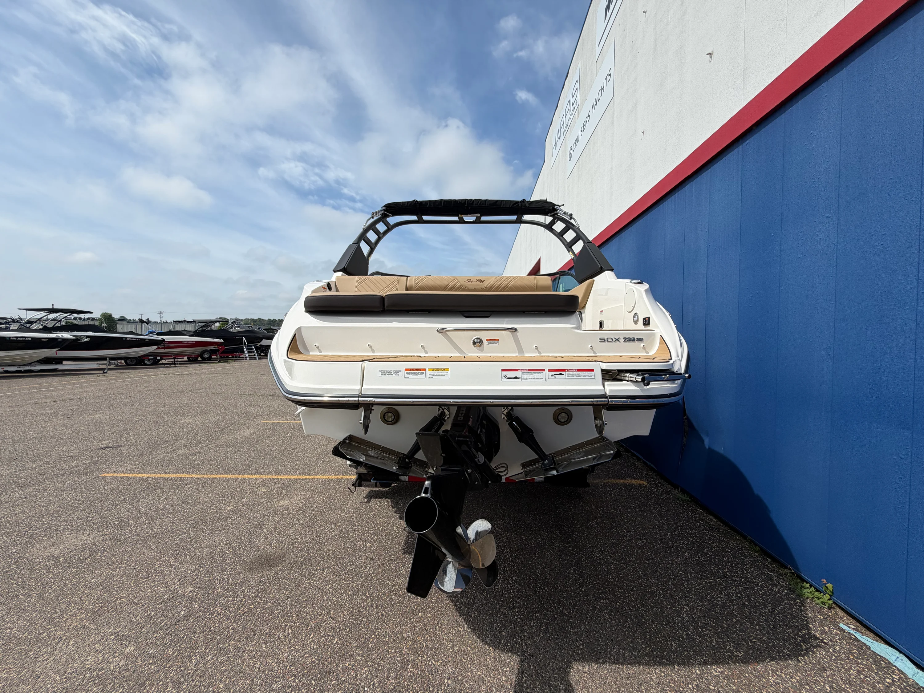 2026 Sea Ray SDX 230 Surf Image Thumbnail #6