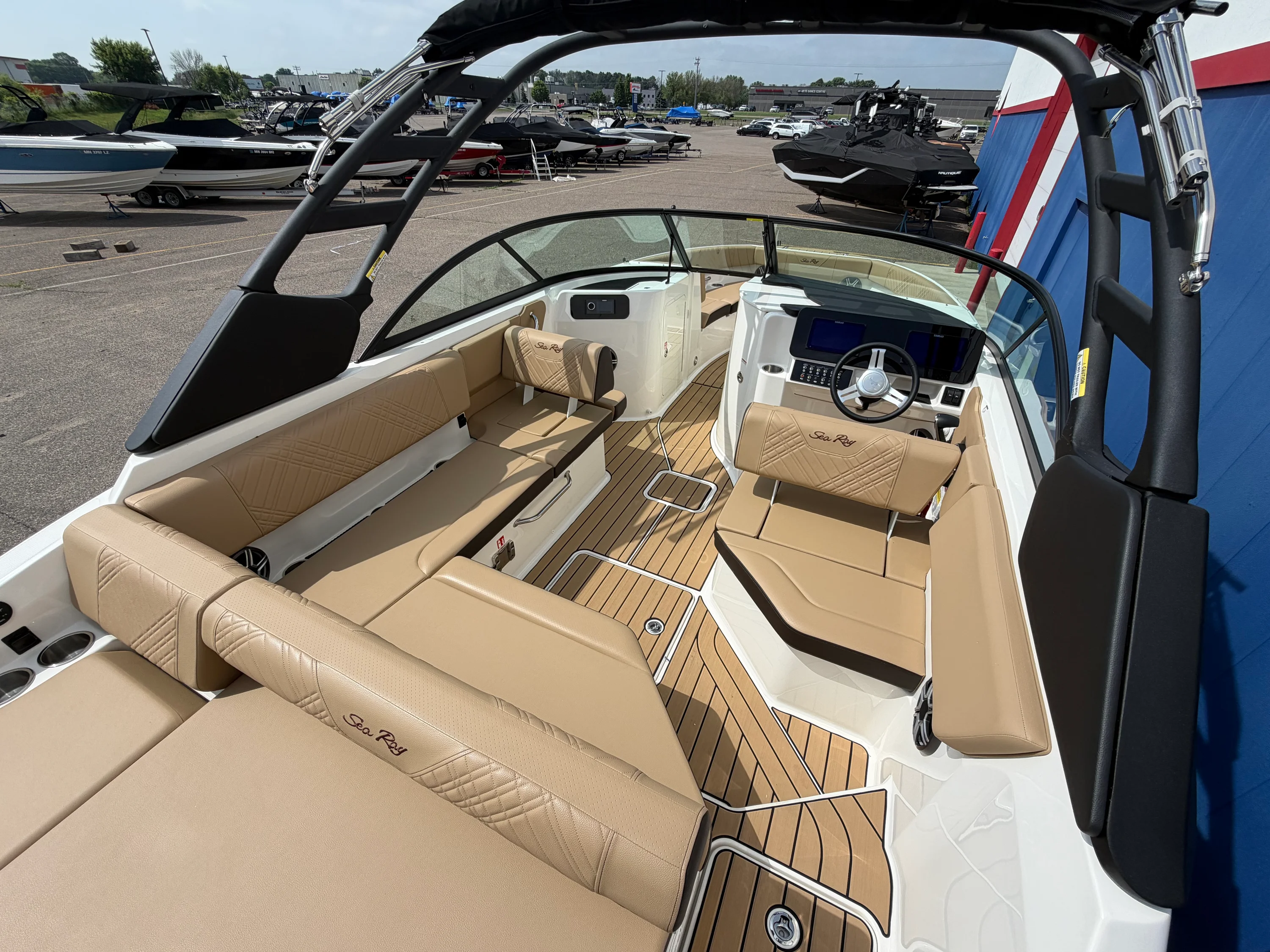 2026 Sea Ray SDX 230 Surf Image Thumbnail #13