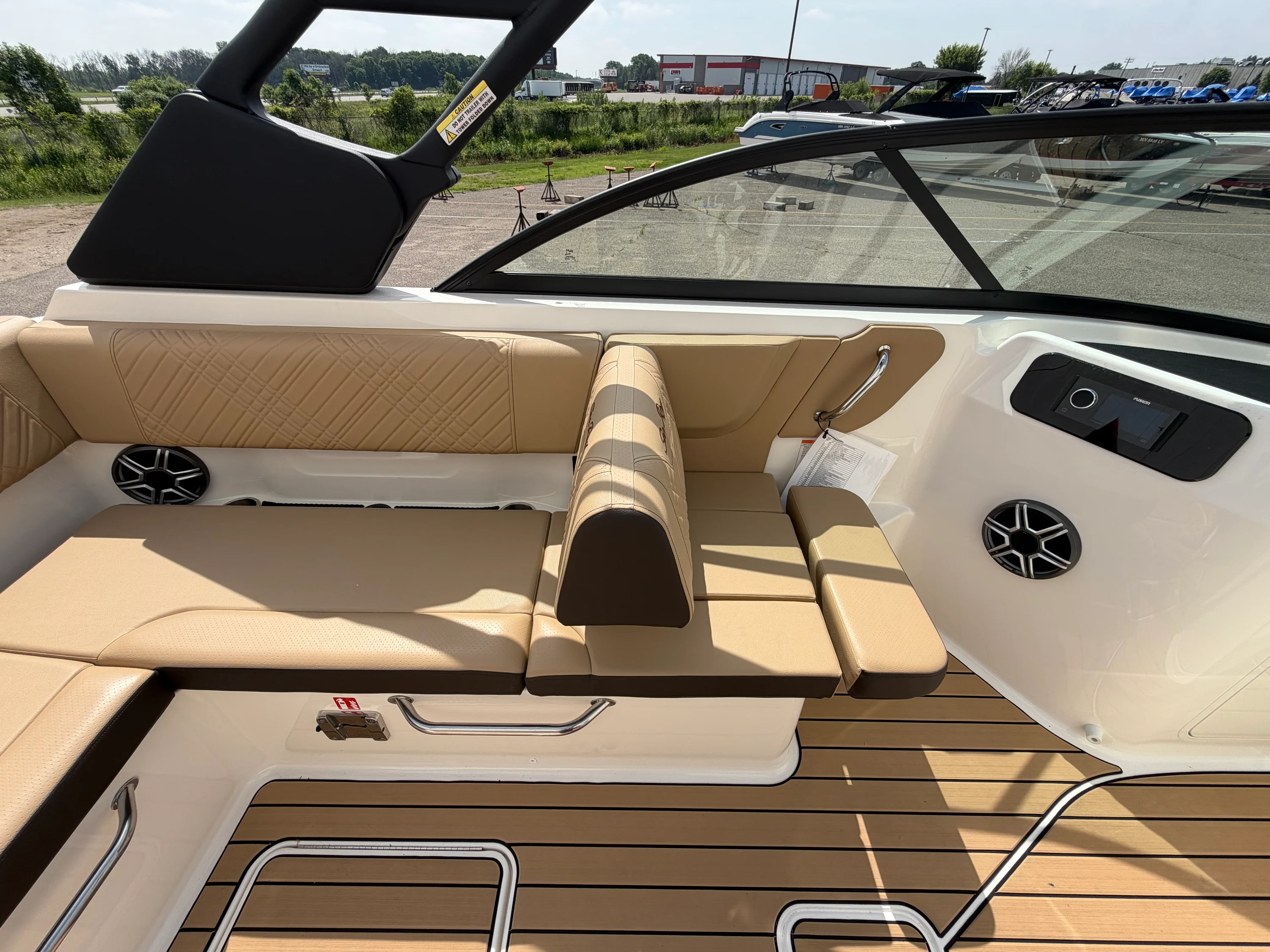 2026 Sea Ray SDX 230 Surf Image Thumbnail #23