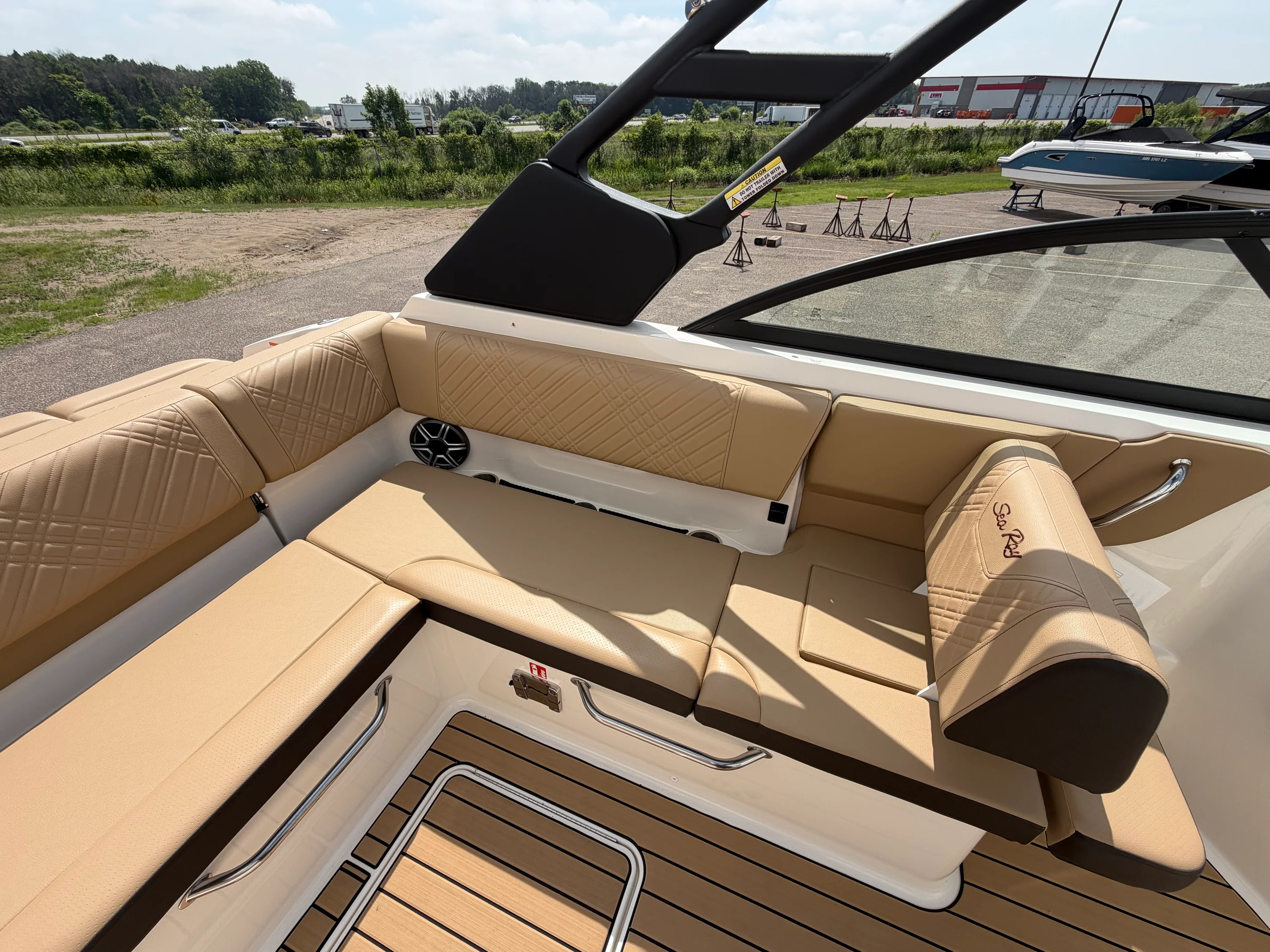 2026 Sea Ray SDX 230 Surf Image Thumbnail #21