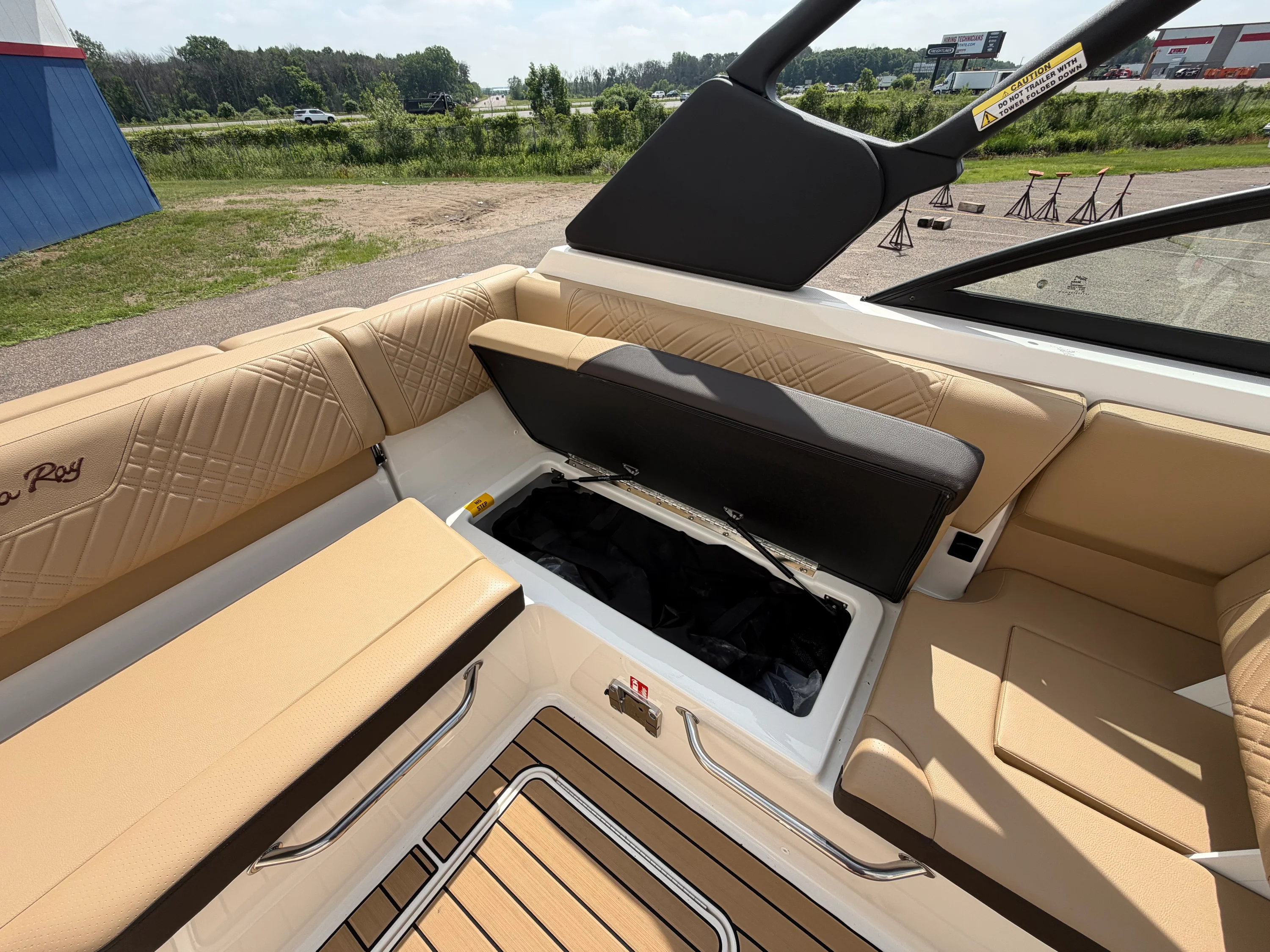 2026 Sea Ray SDX 230 Surf Image Thumbnail #22