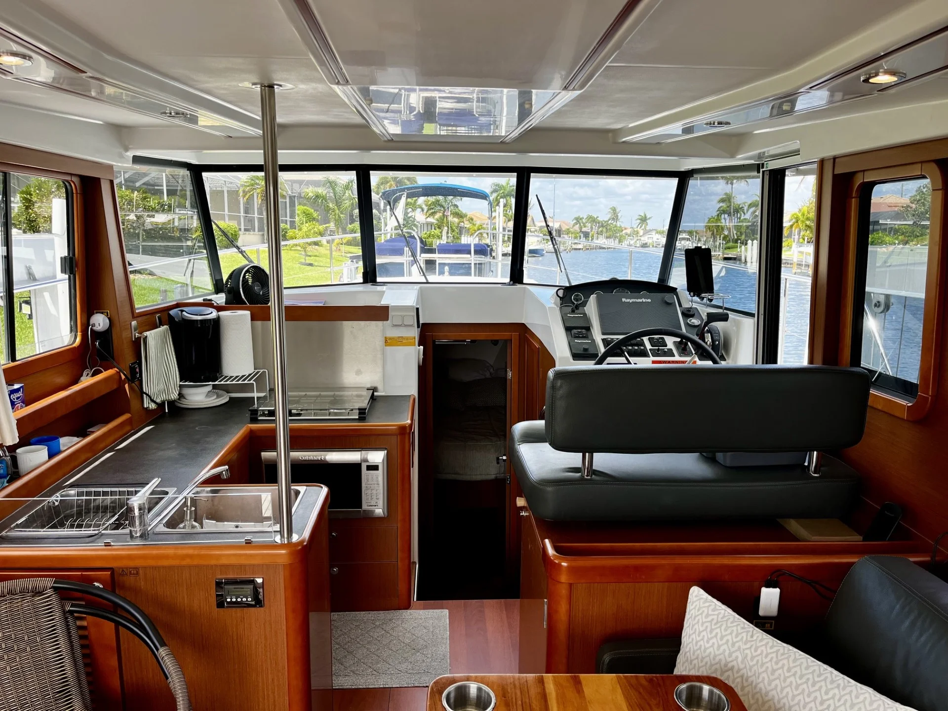 2017 Beneteau SWIFT TRAWLER 34 Image Thumbnail #24