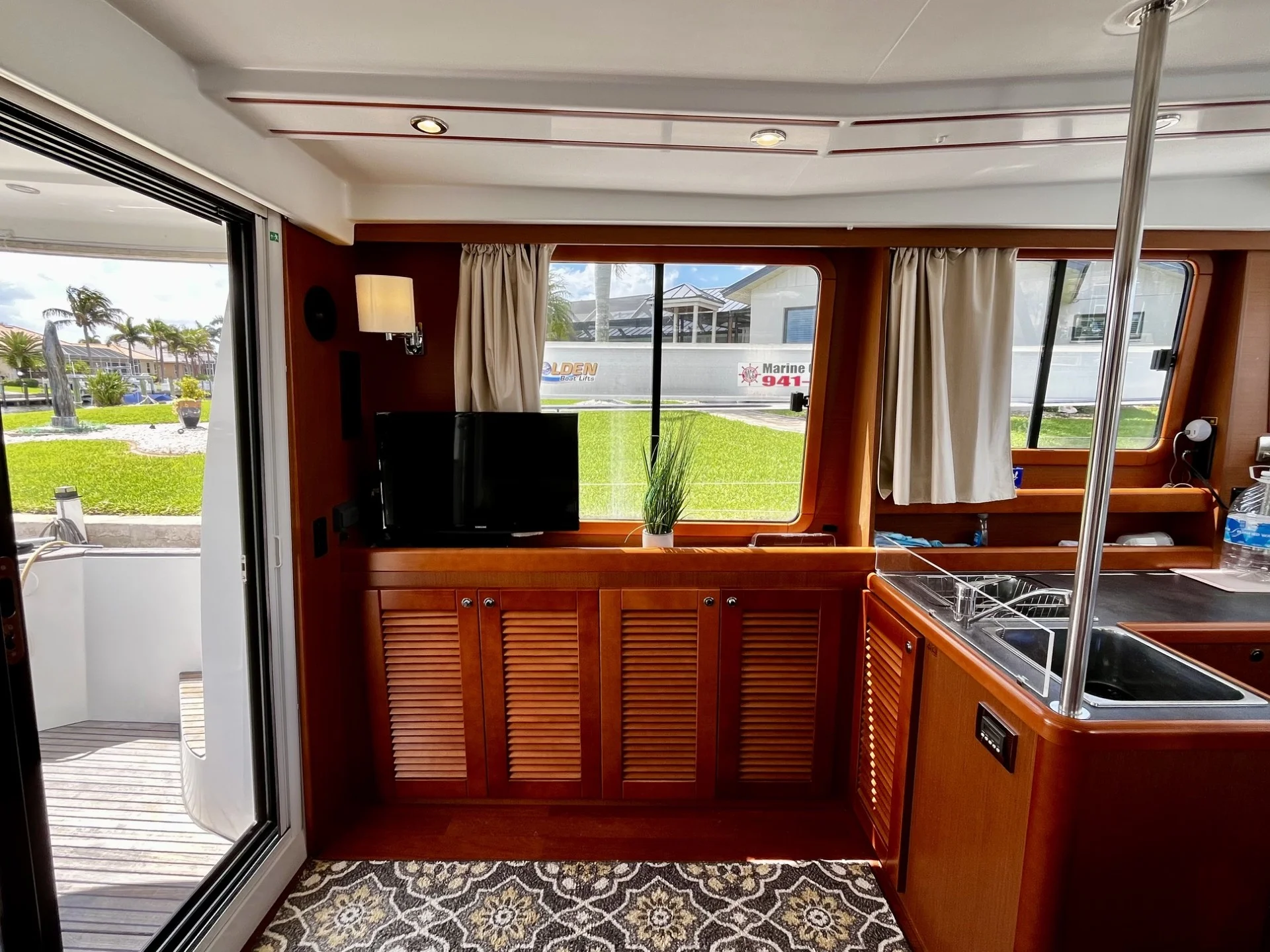 2017 Beneteau SWIFT TRAWLER 34 Image Thumbnail #30
