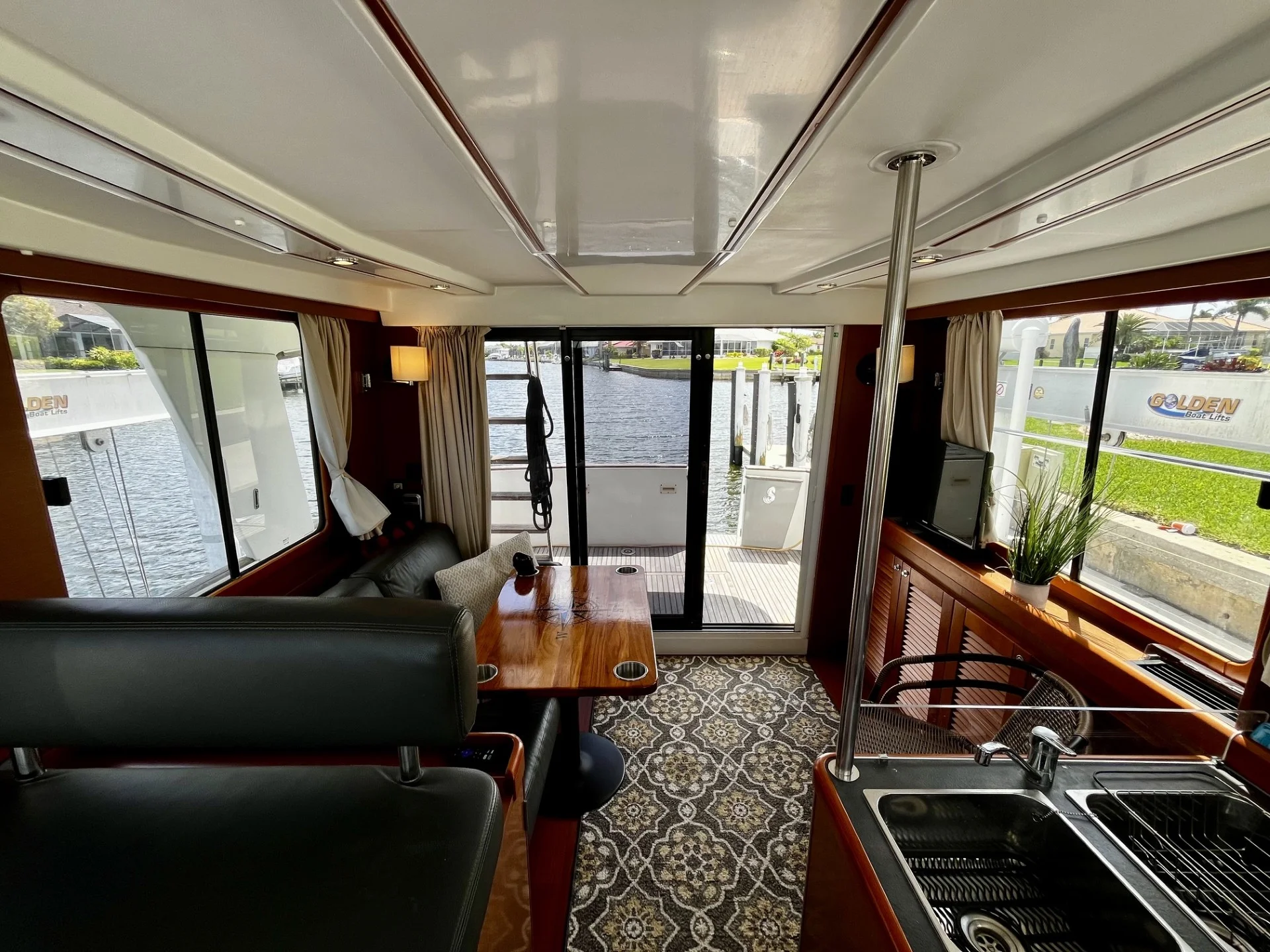 2017 Beneteau SWIFT TRAWLER 34 Image Thumbnail #26