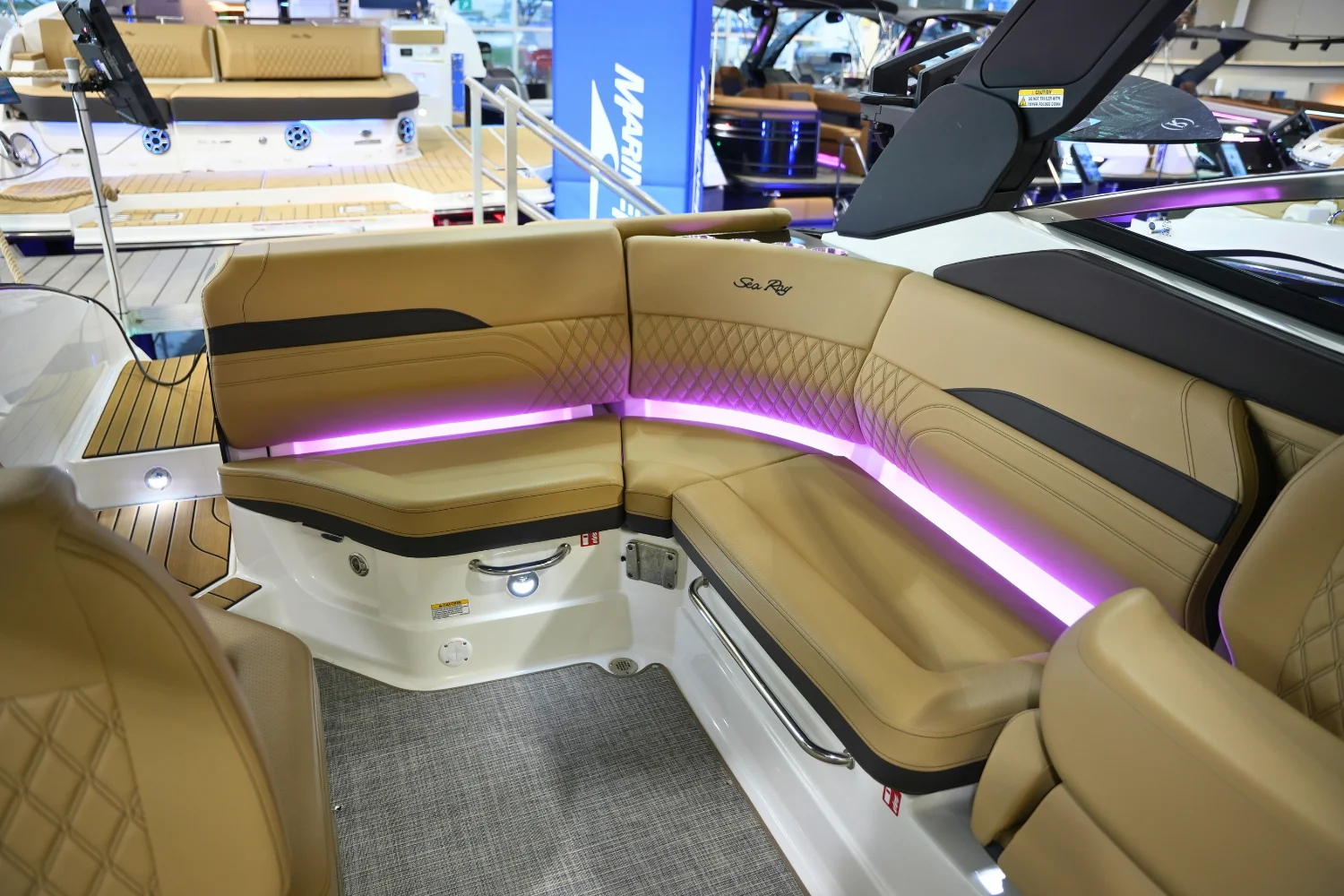 2025 Sea Ray SLX 260 Surf Image Thumbnail #14