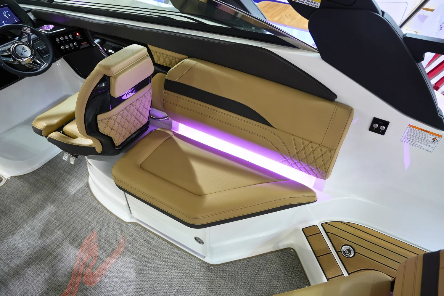 2025 Sea Ray SLX 260 Surf Image Thumbnail #17