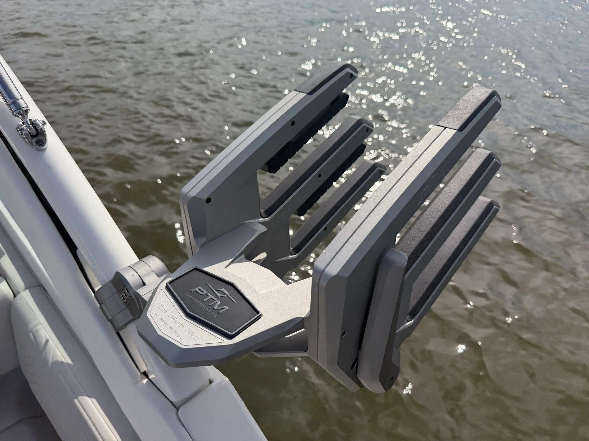 2025 Sea Ray SDX 270 Surf Image Thumbnail #19