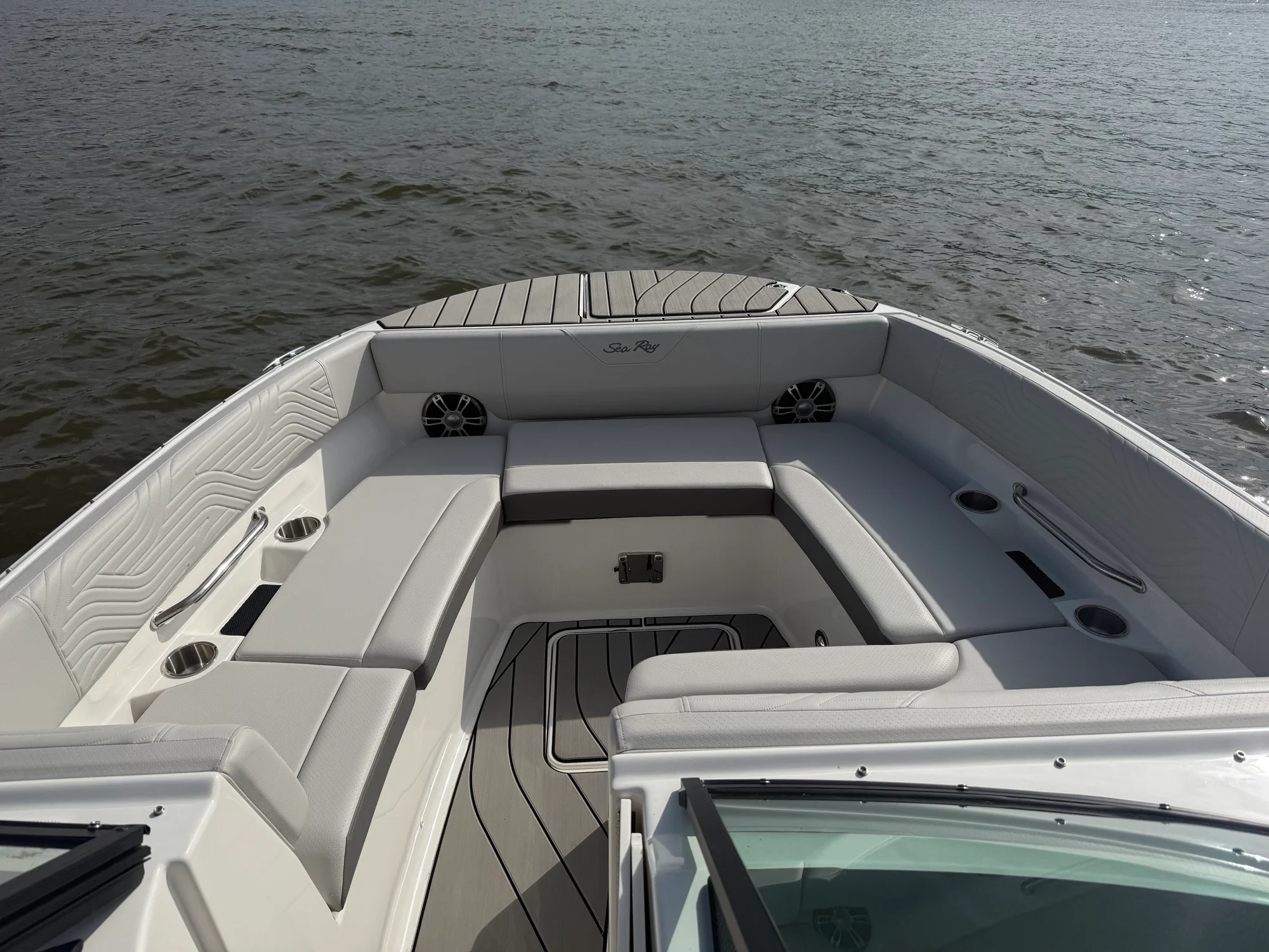 2025 Sea Ray SDX 270 Surf Image Thumbnail #8