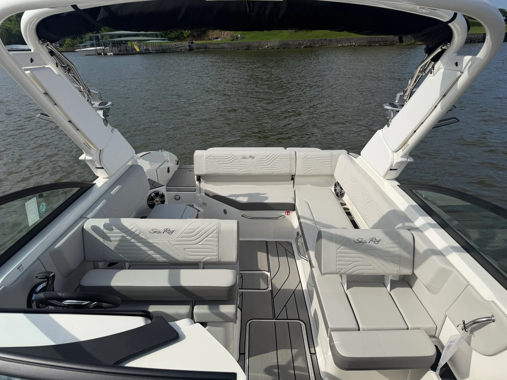 2025 Sea Ray SDX 270 Surf Image Thumbnail #10