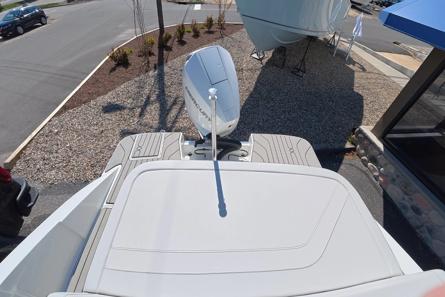 2026 Sea Ray SPX 210 Outboard Image Thumbnail #6