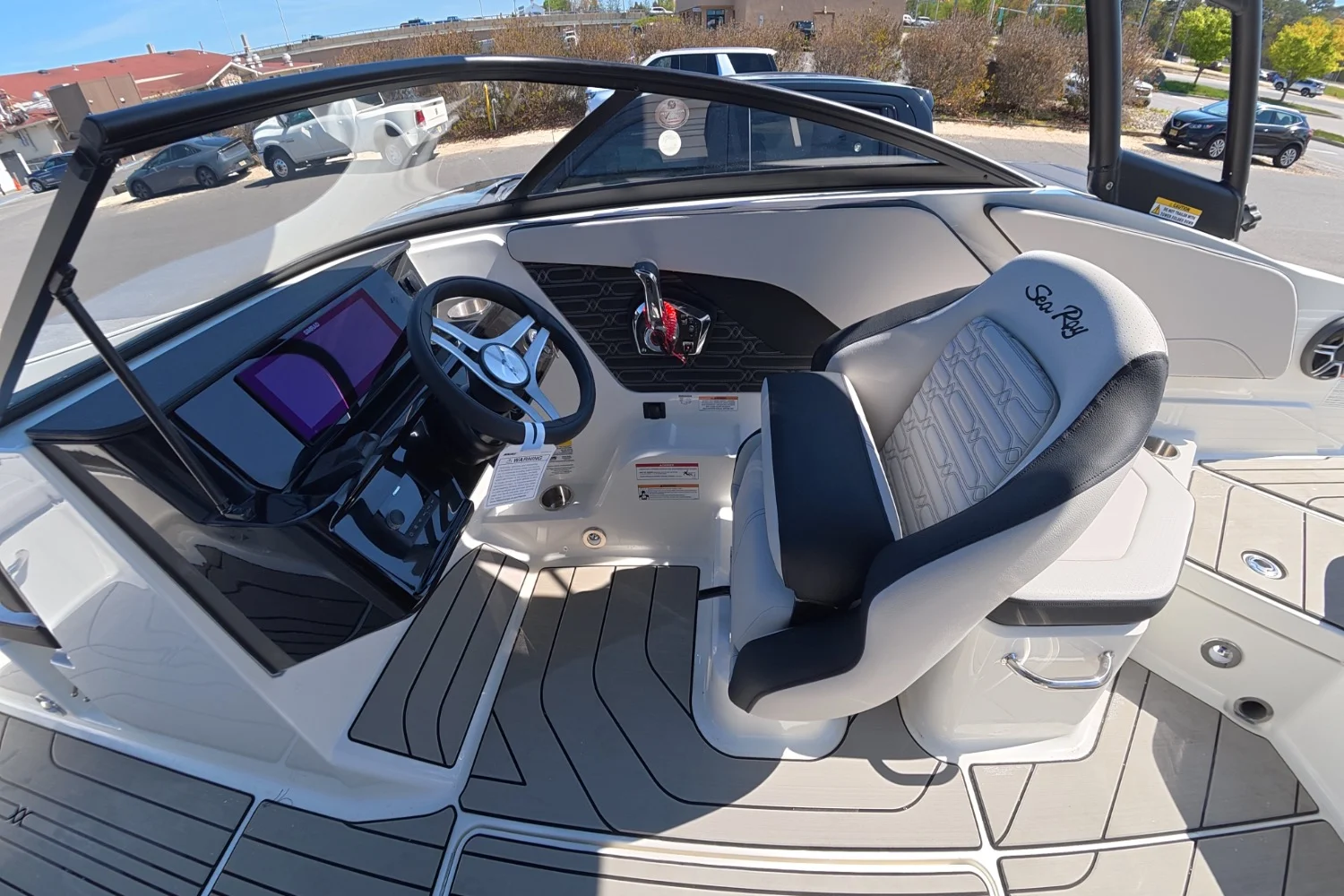 2026 Sea Ray SPX 210 Outboard Image Thumbnail #19