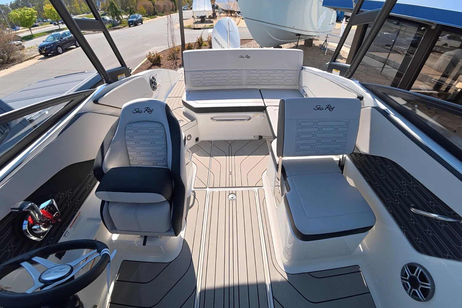 2026 Sea Ray SPX 210 Outboard Image Thumbnail #16