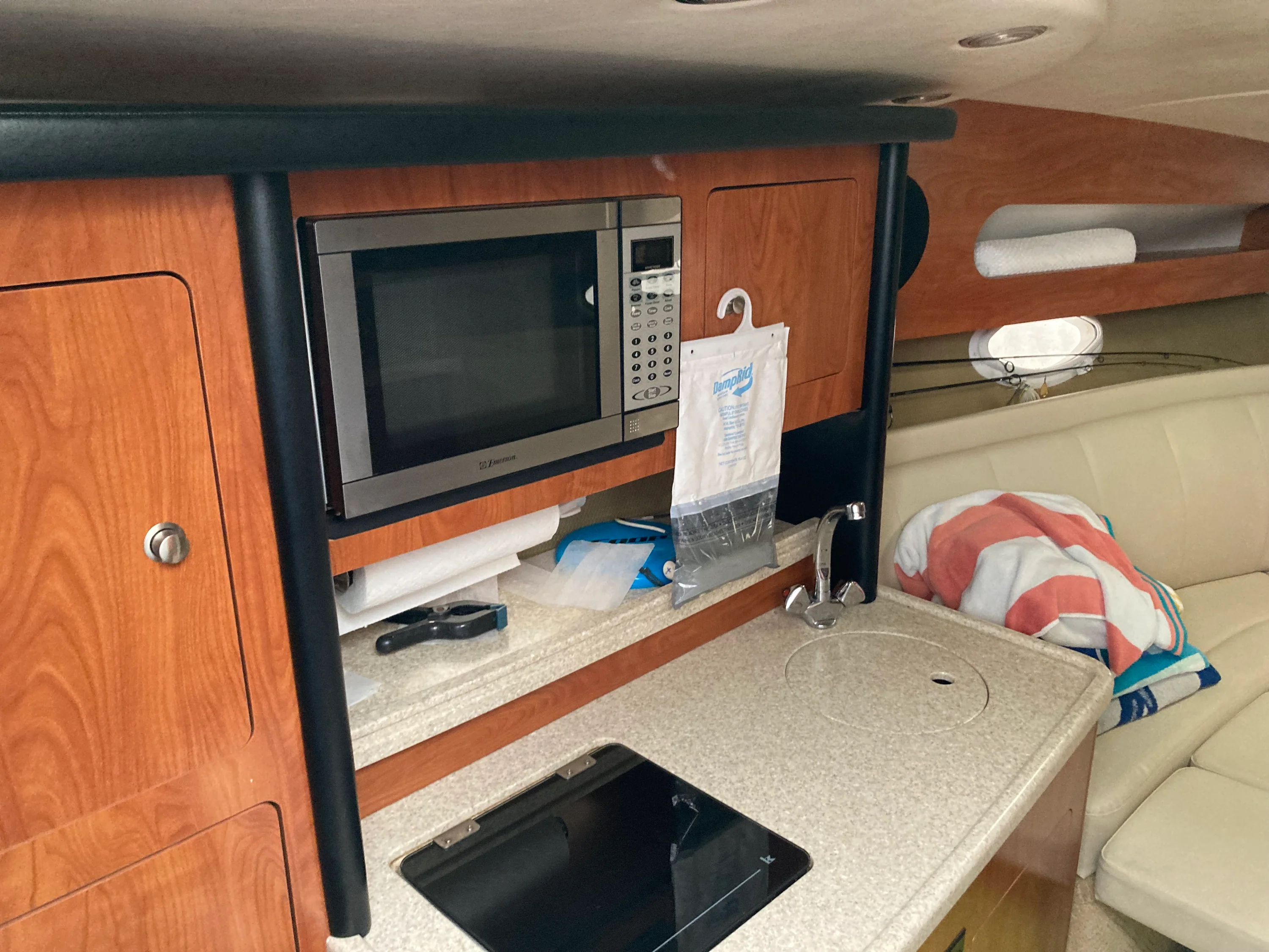 2007 Rinker 280 EXPRESS CRUISER Image Thumbnail #34