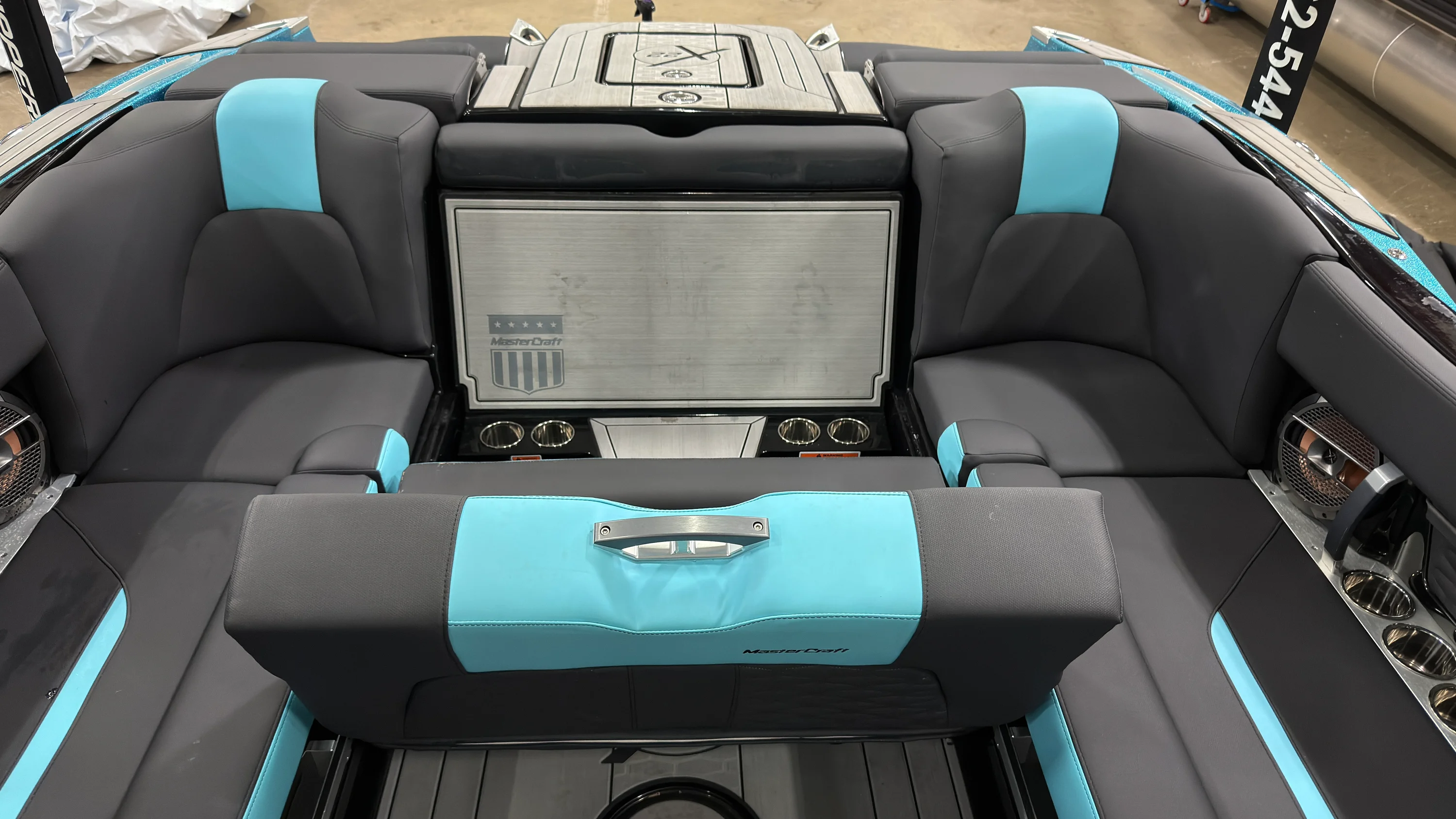 2022 Mastercraft X22 Image Thumbnail #7