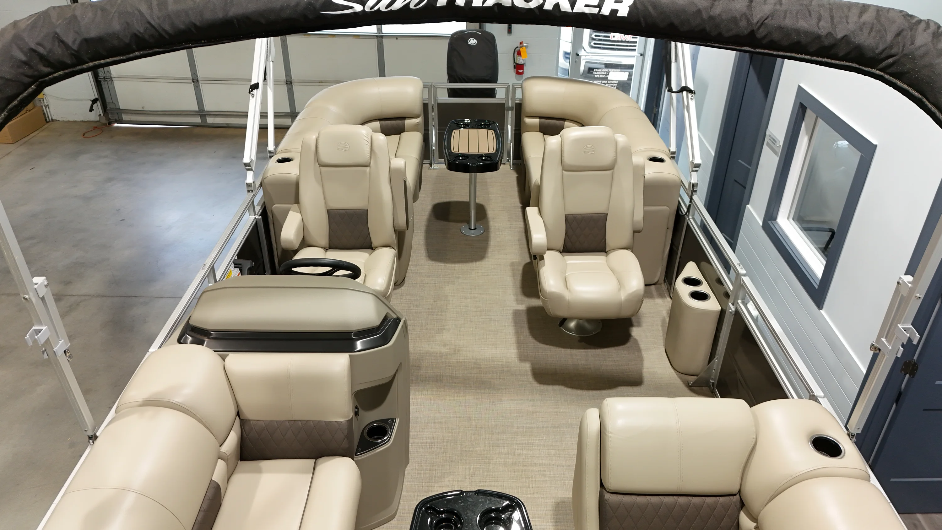 2025 Tracker PARTY BARGE 22 Image Thumbnail #12