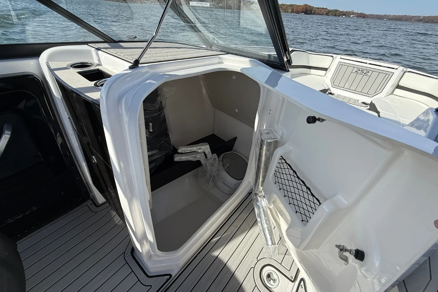 2026 Yamaha 252SE Image Thumbnail #16