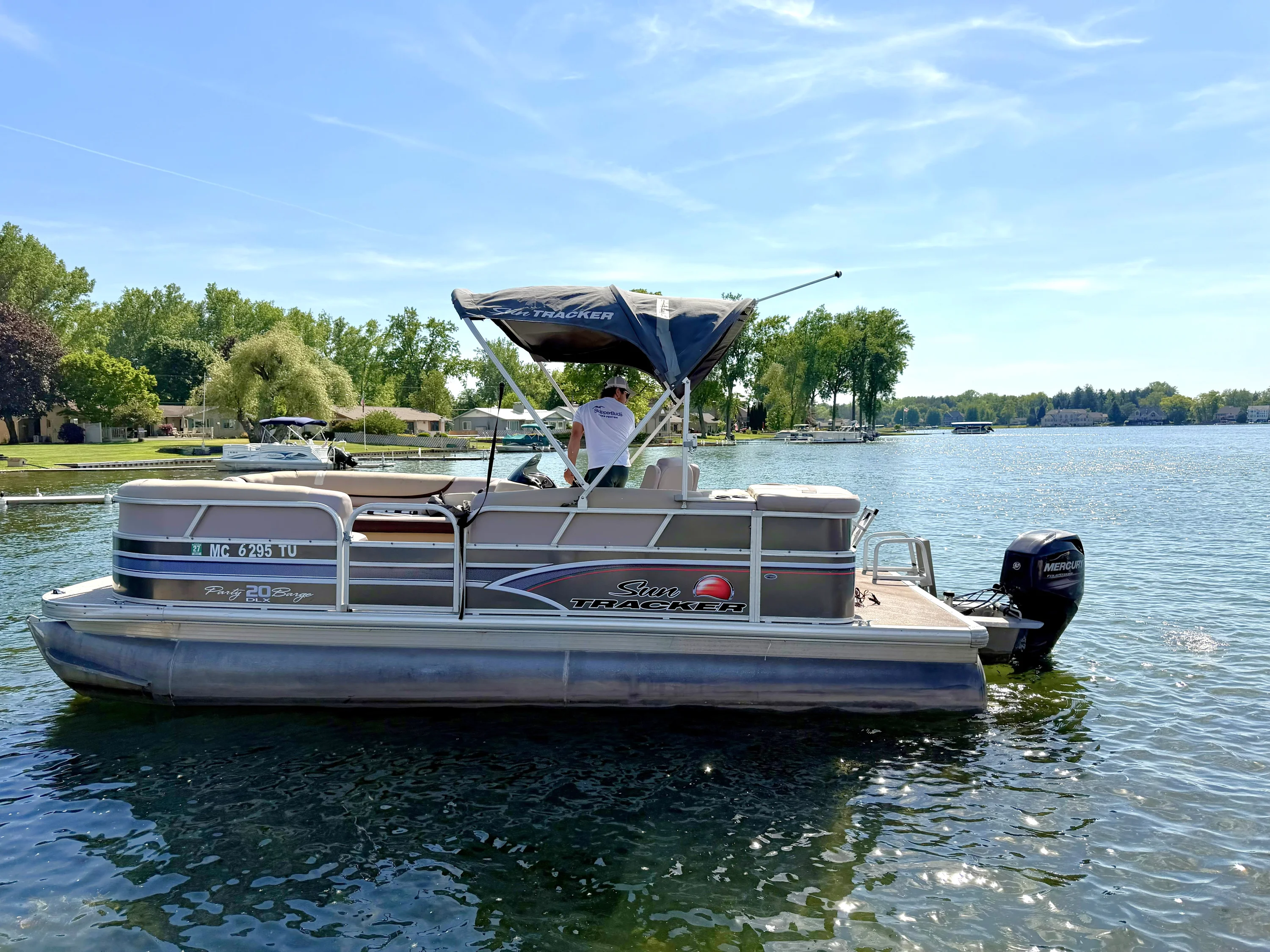 2015 Tracker PARTY BARGE 20 Image Thumbnail #0