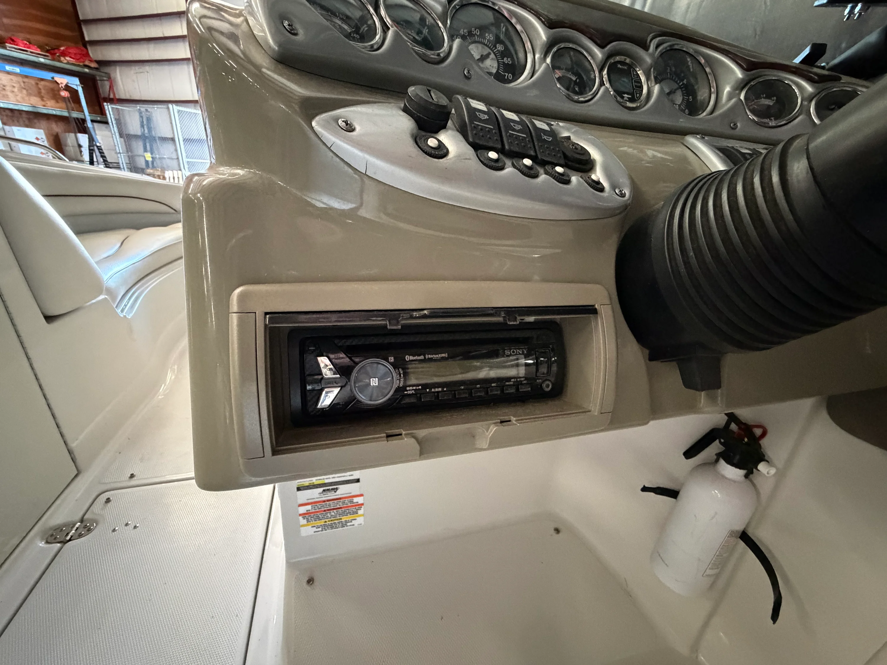 2007 Crownline 220 EX Image Thumbnail #22