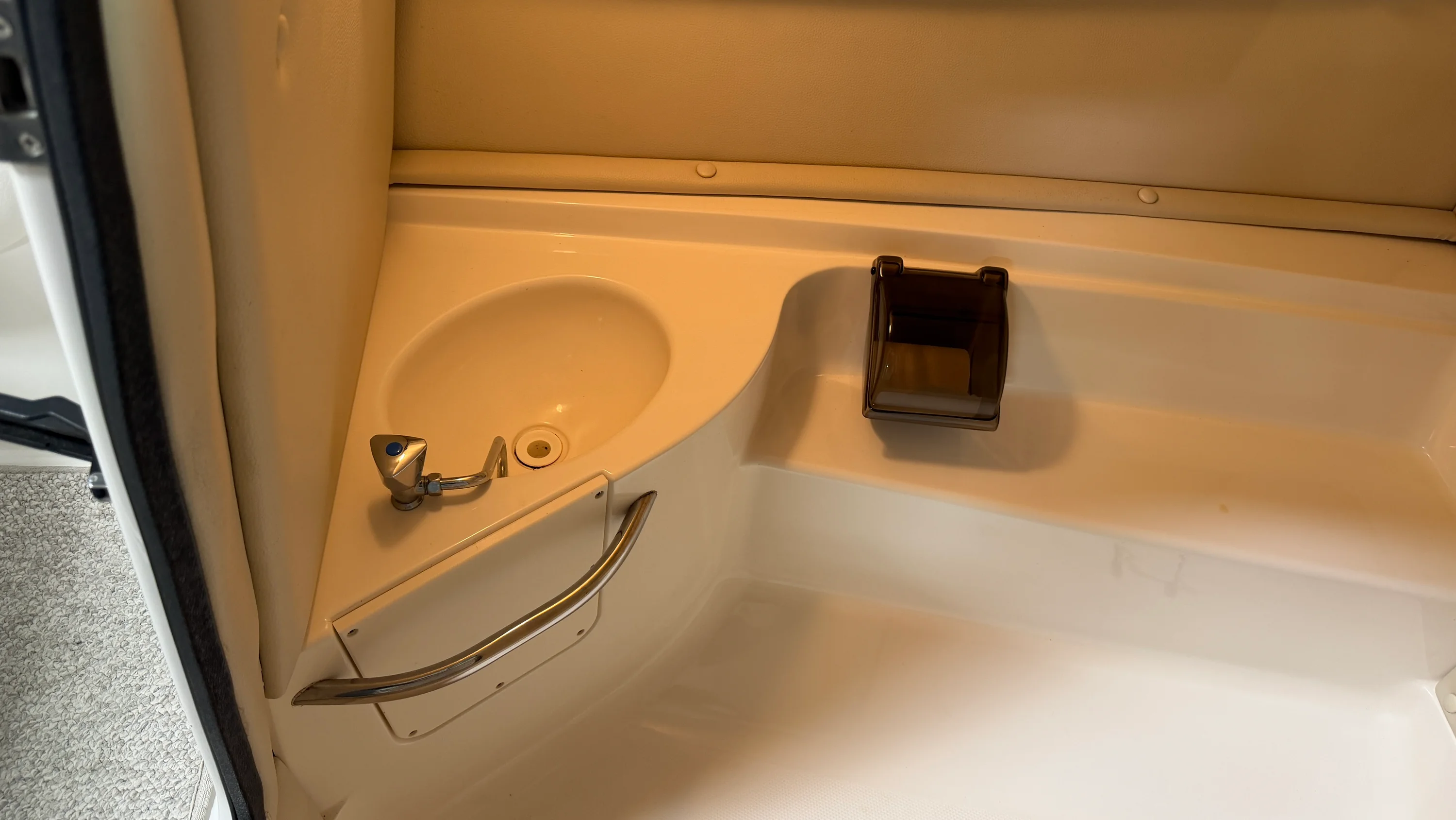 2003 Chaparral 263 Image Thumbnail #46