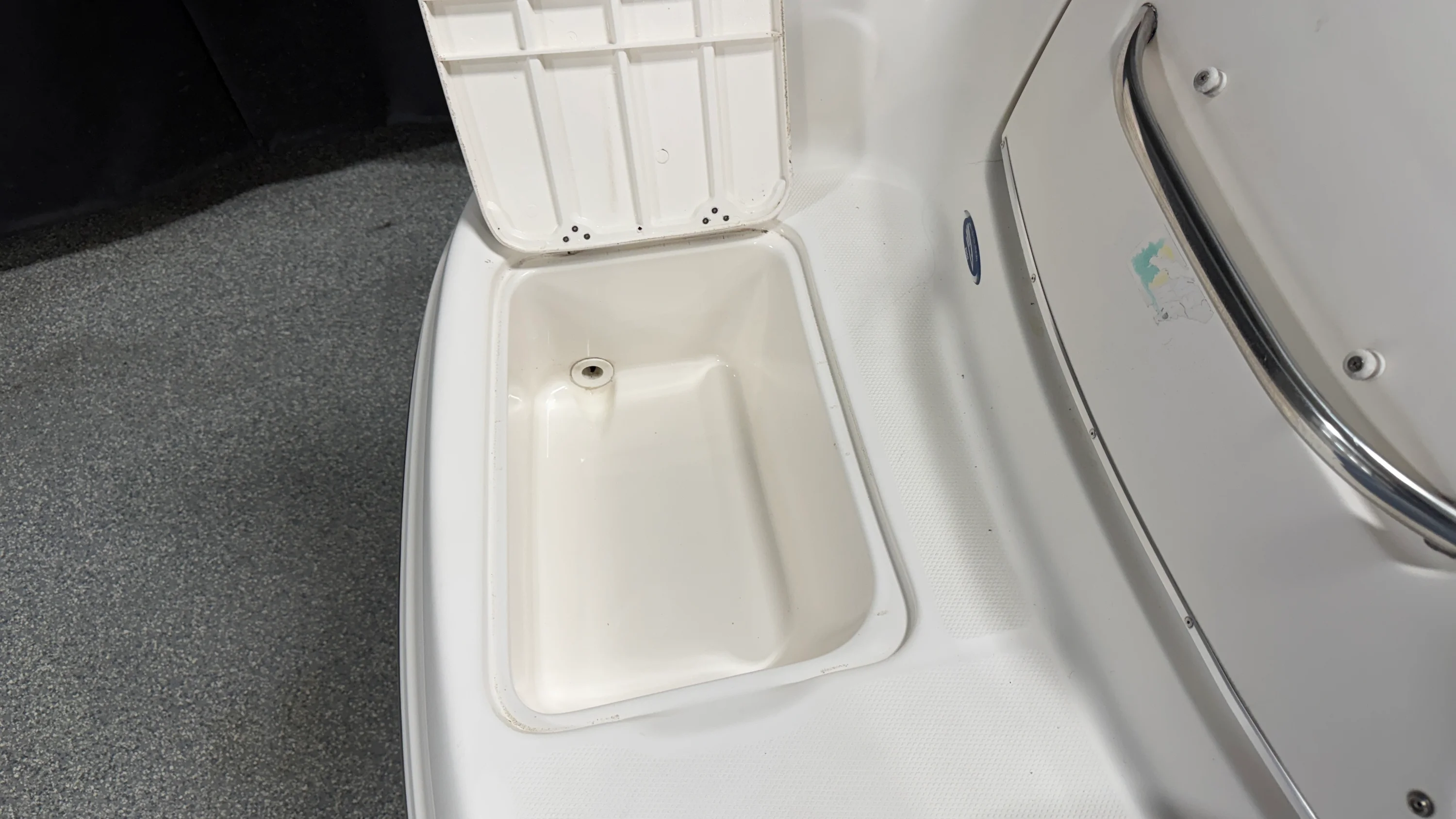 2003 Chaparral 263 Image Thumbnail #13