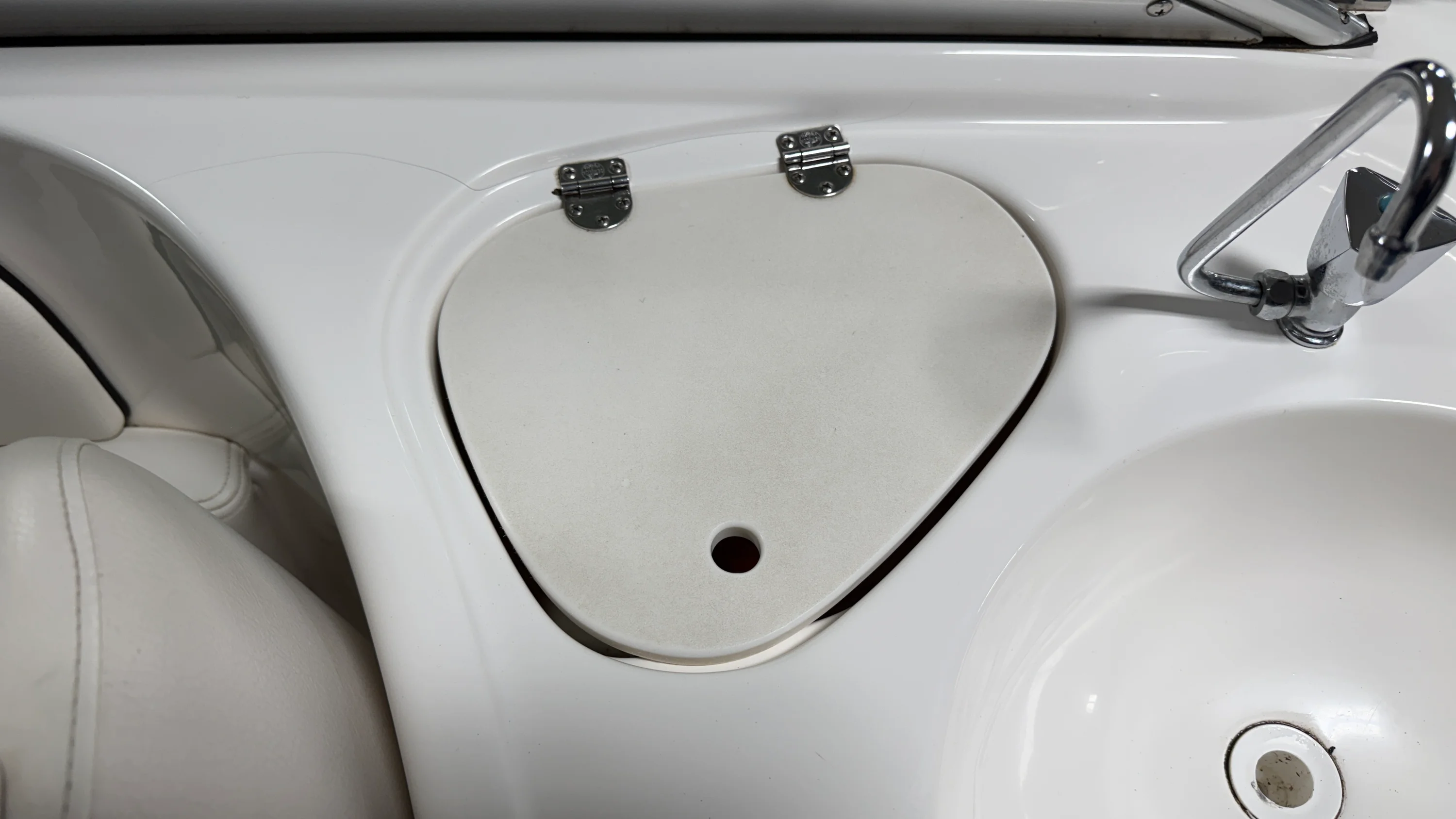 2003 Chaparral 263 Image Thumbnail #32