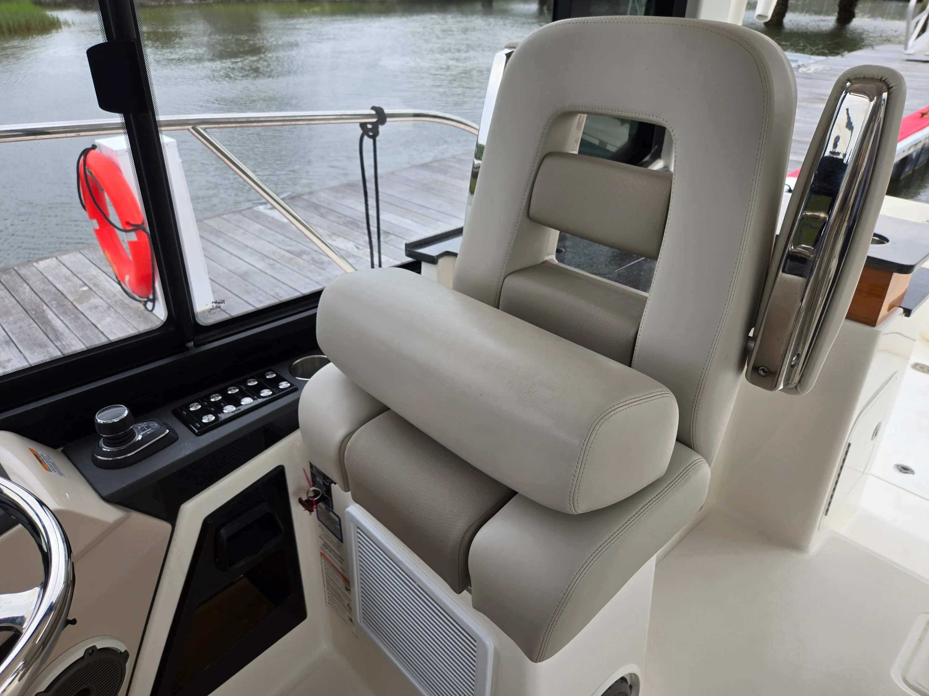 2026 Boston Whaler 365 Conquest Image Thumbnail #29