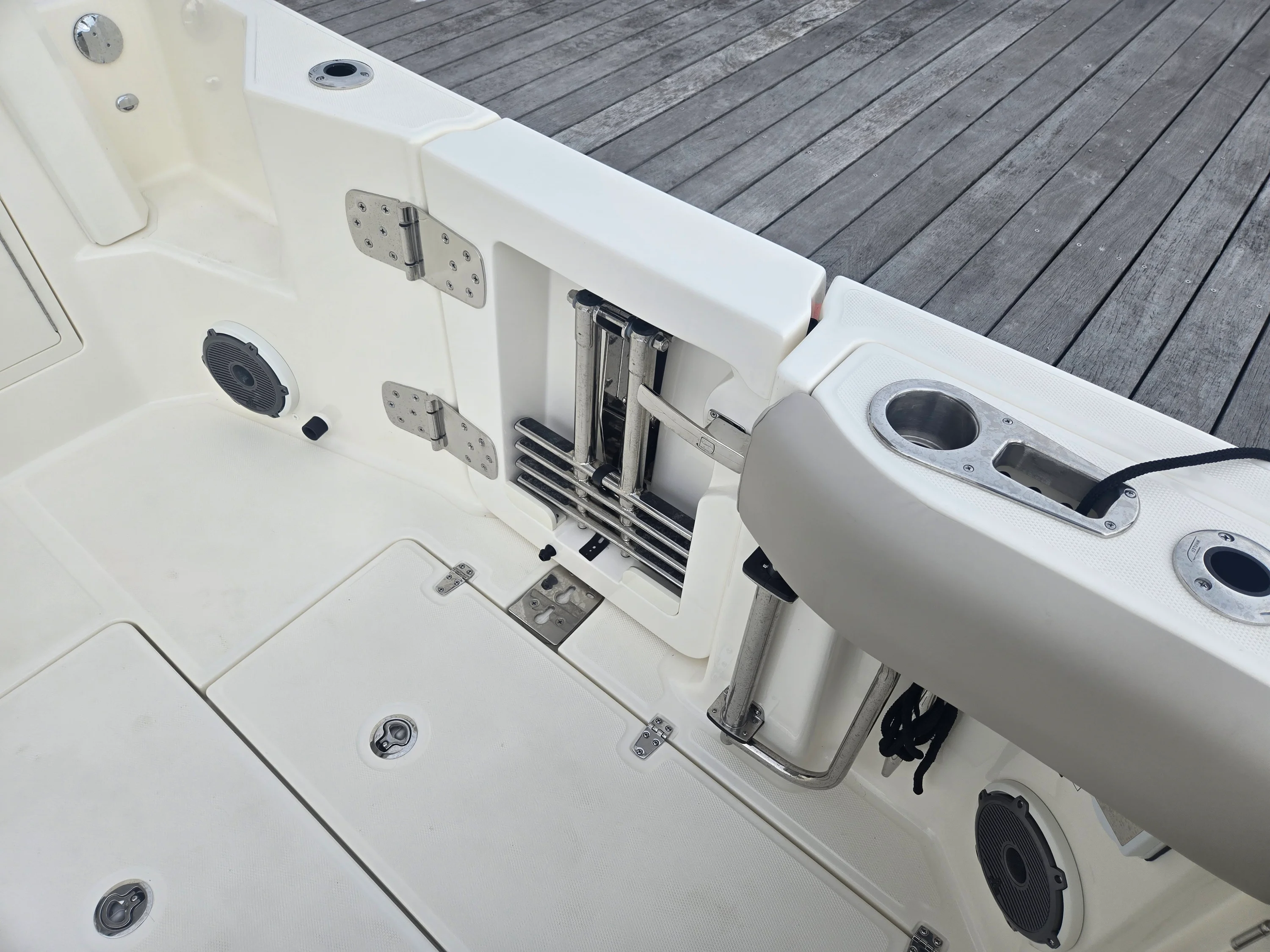 2026 Boston Whaler 365 Conquest Image Thumbnail #11