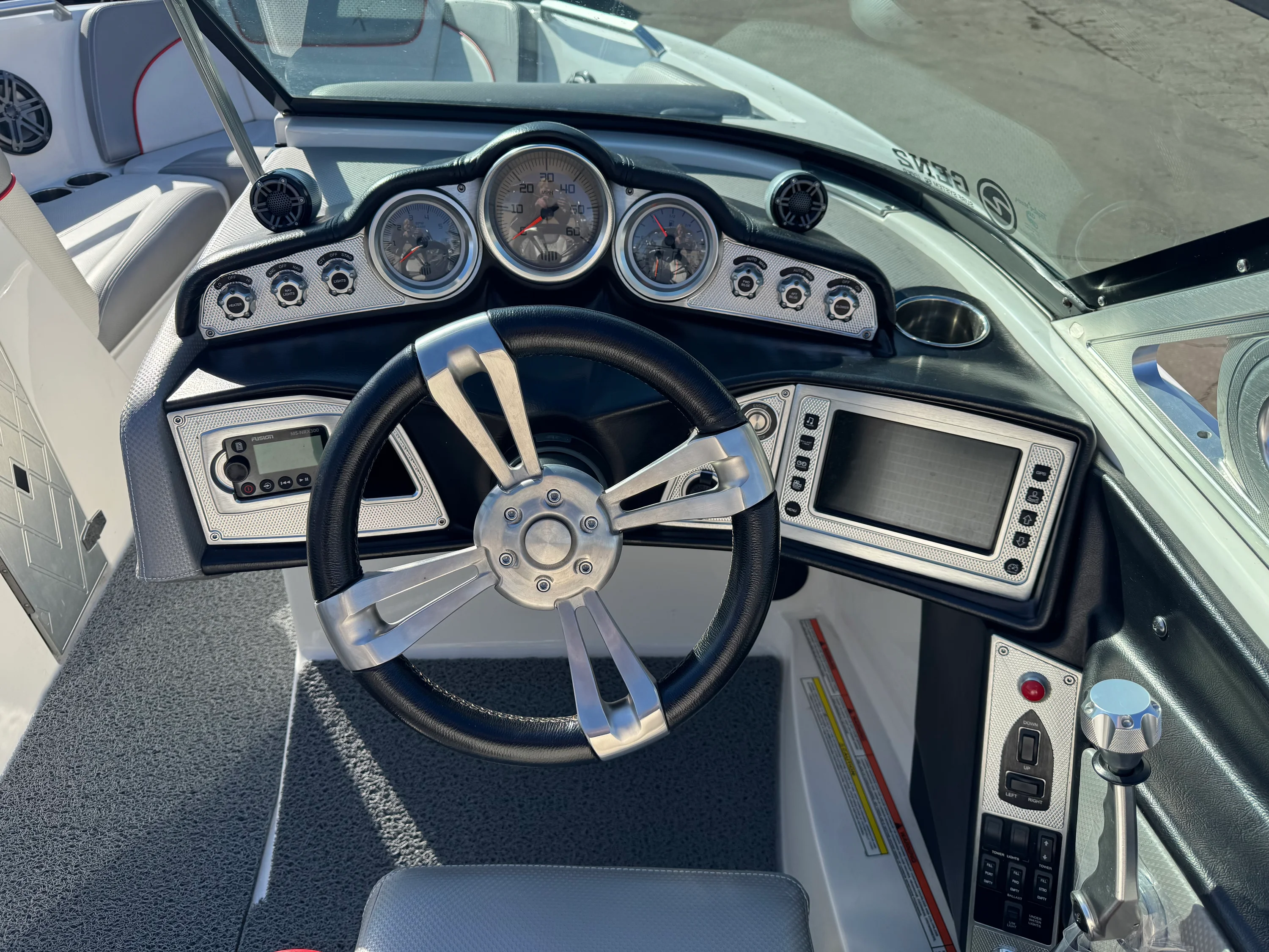 2016 Mastercraft X30 Image Thumbnail #13