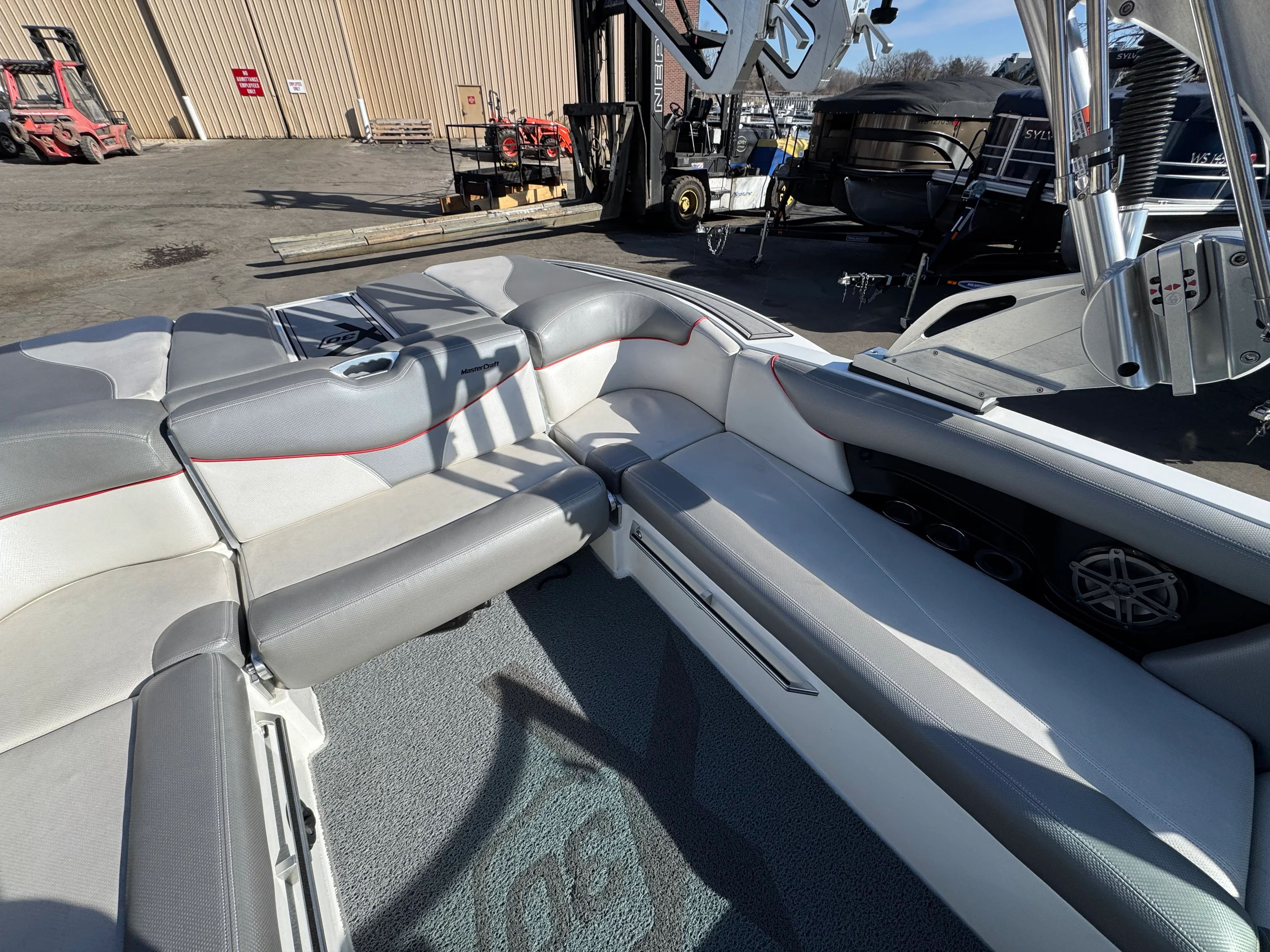 2016 Mastercraft X30 Image Thumbnail #8