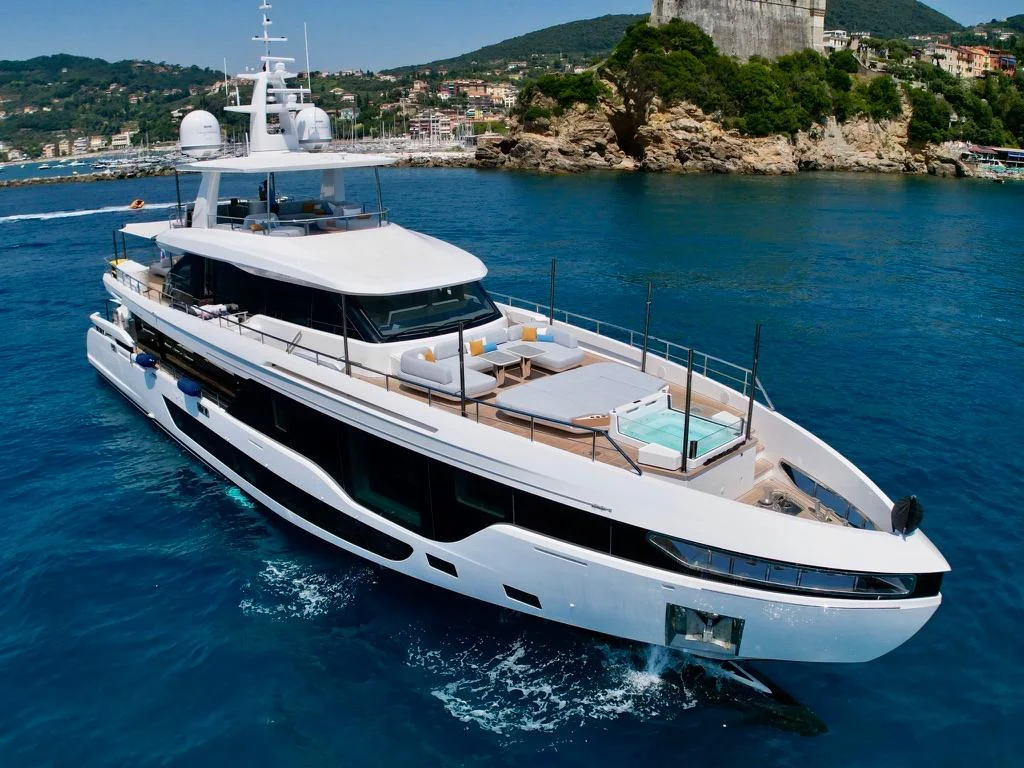 2024 Azimut GRANDE 36M Image Thumbnail #2