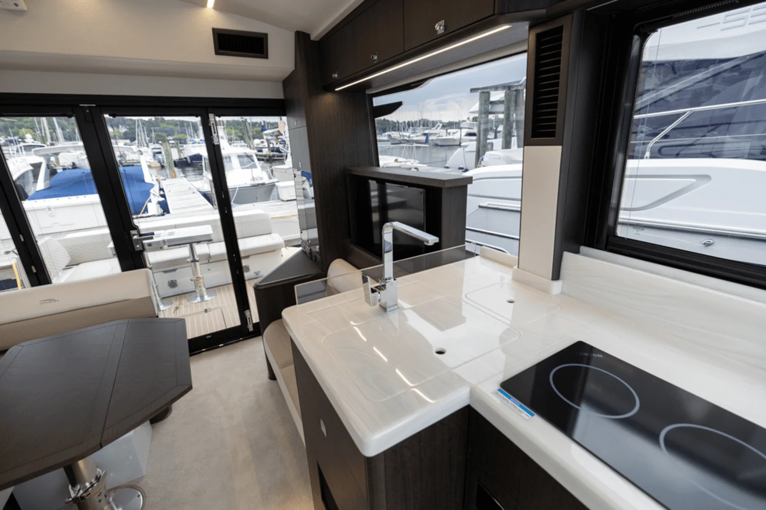 2024 Galeon 410 HTC Image Thumbnail #32