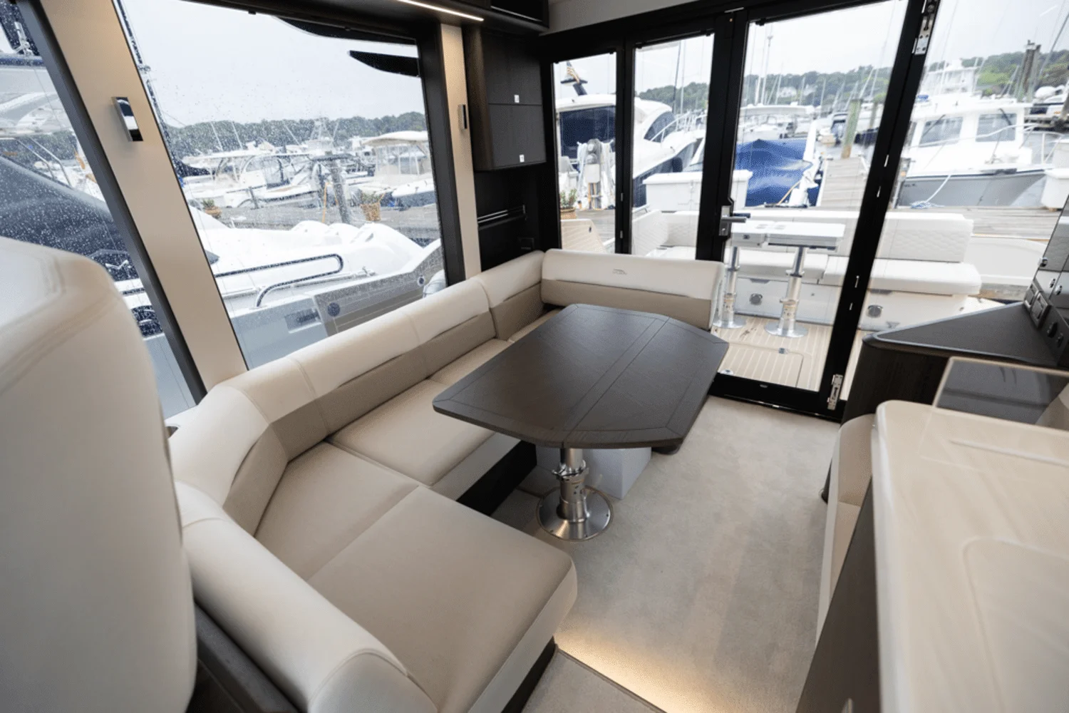 2024 Galeon 410 HTC Image Thumbnail #33