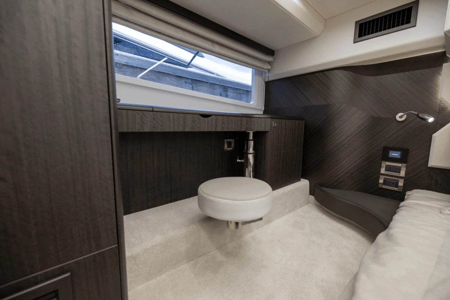 2024 Galeon 410 HTC Image Thumbnail #12