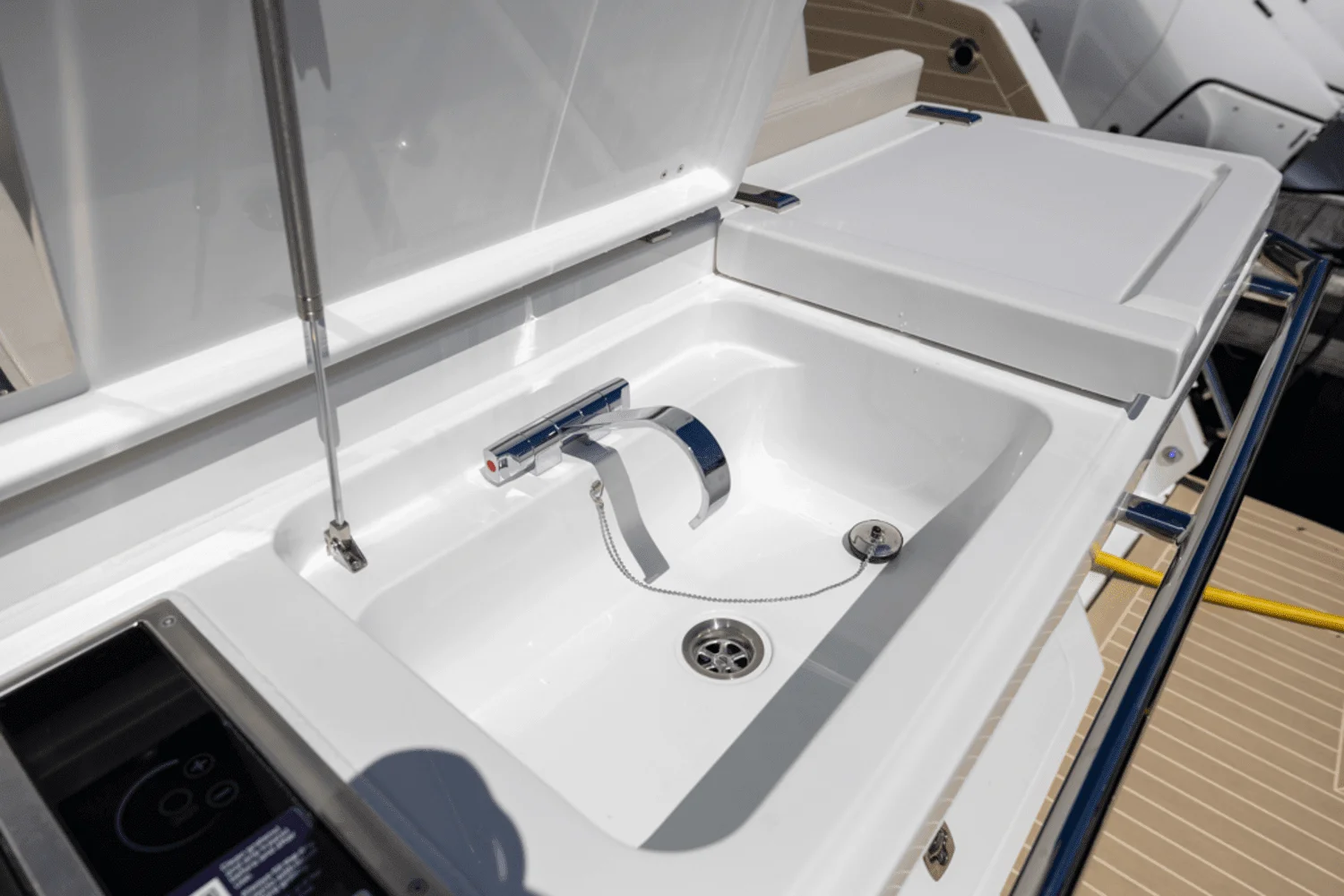 2024 Galeon 410 HTC Image Thumbnail #38