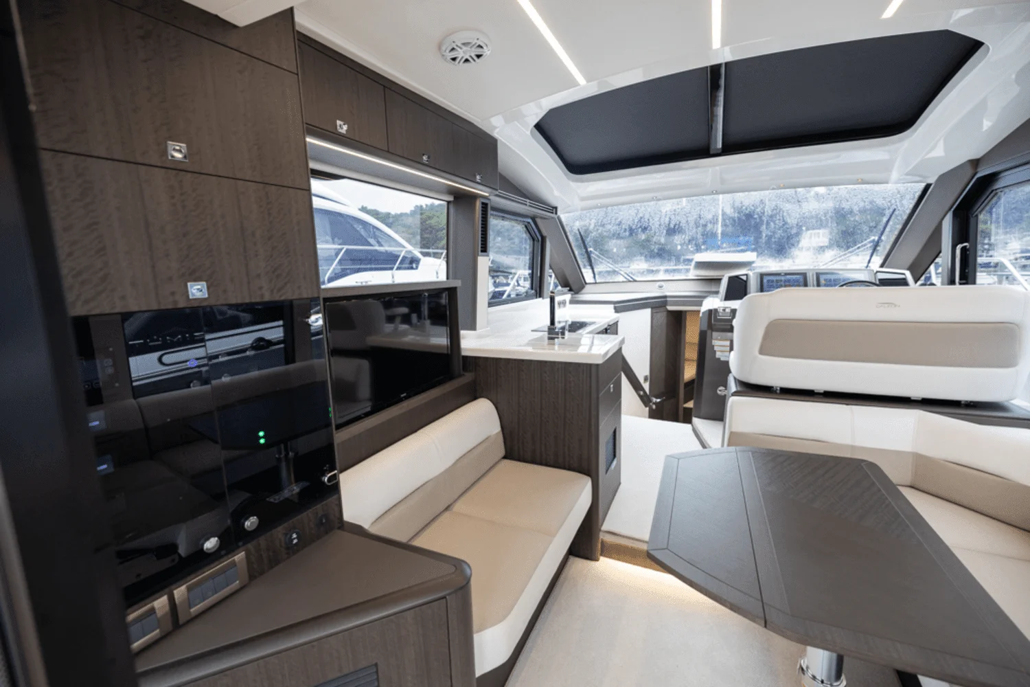 2024 Galeon 410 HTC Image Thumbnail #31