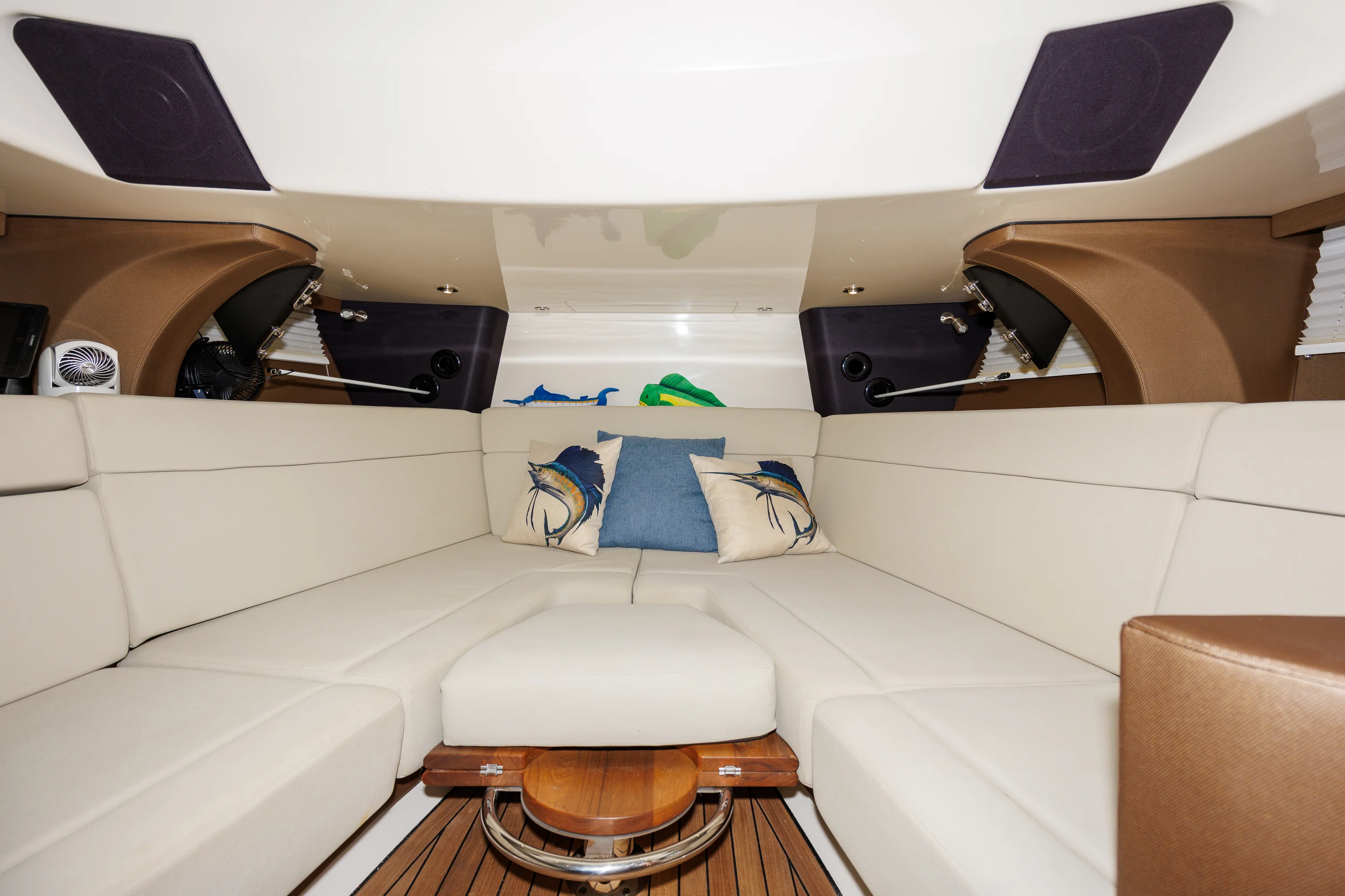 2019 Boston Whaler 420 OUTRAGE Image Thumbnail #21