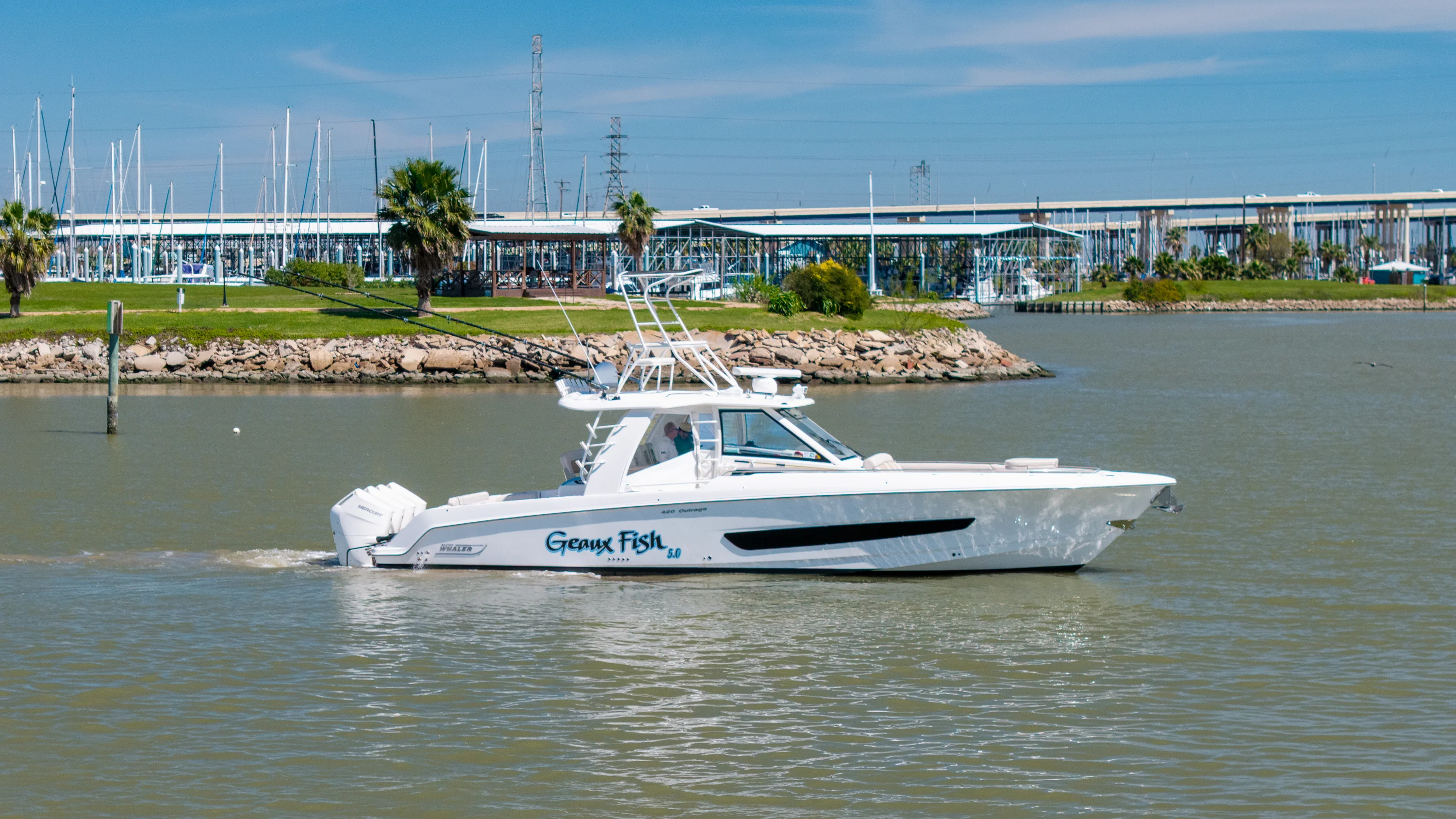 2019 Boston Whaler 420 OUTRAGE