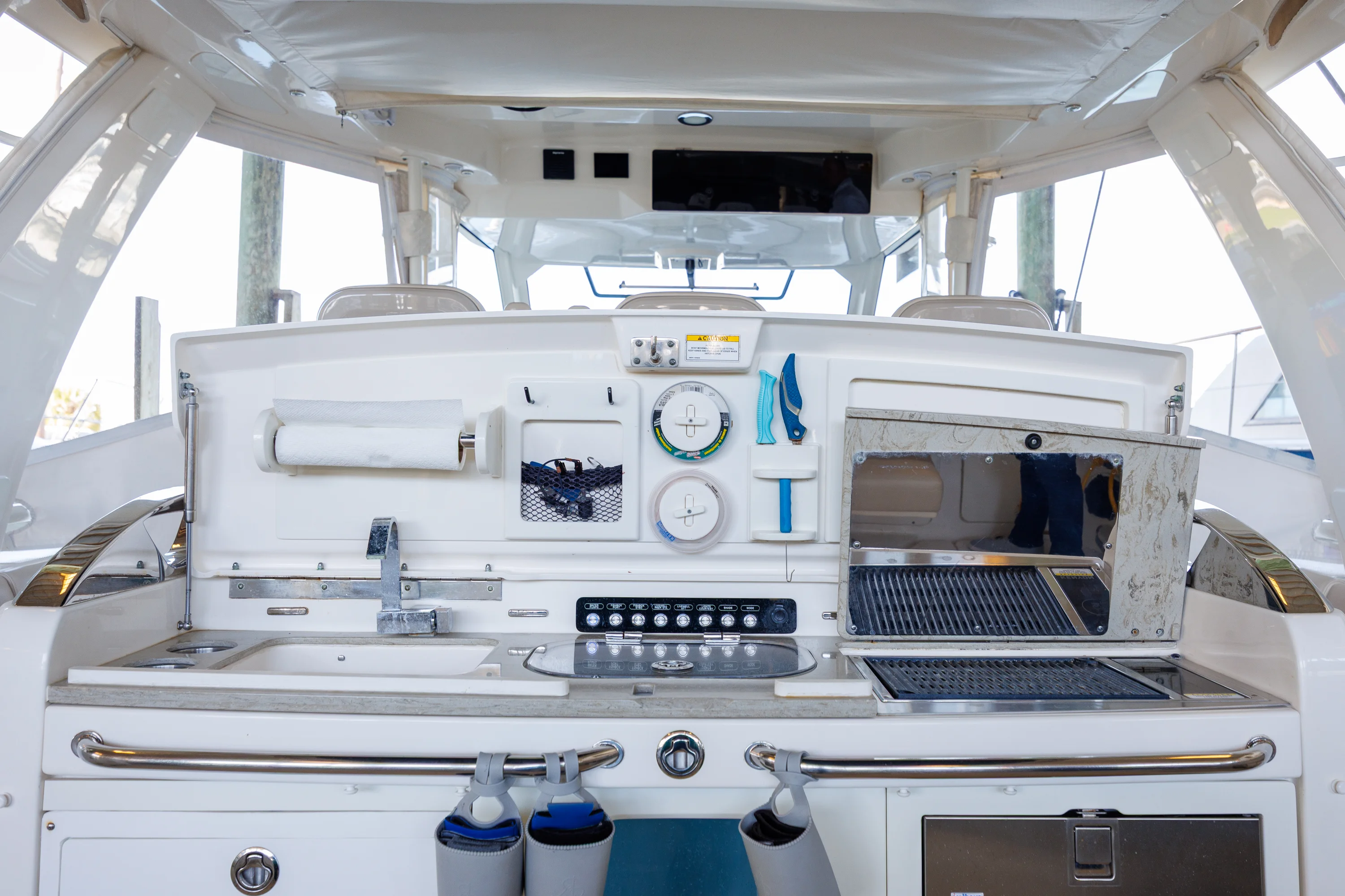 2019 Boston Whaler 420 OUTRAGE Image Thumbnail #18