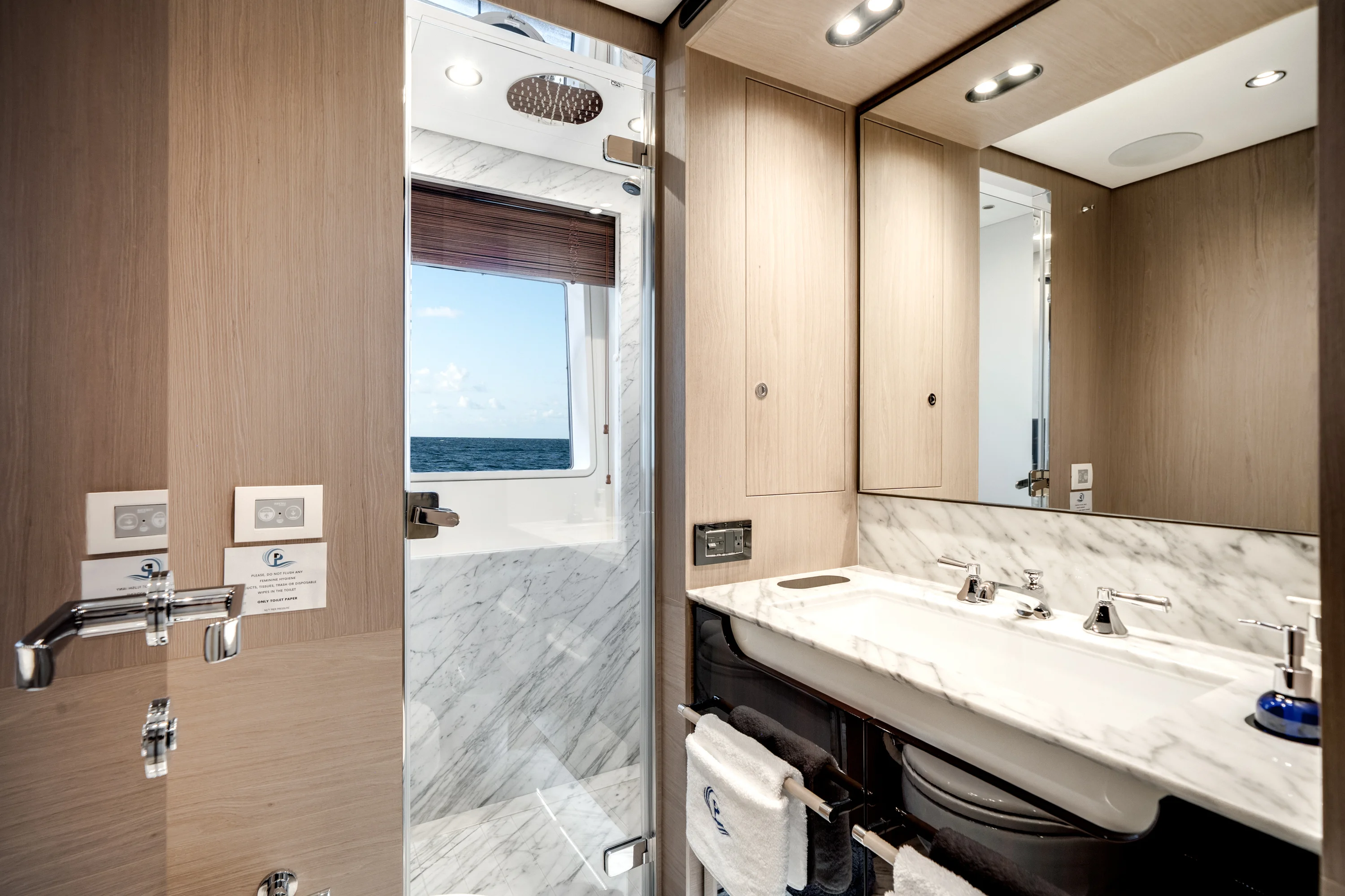 2020 Azimut GRANDE 27M Image Thumbnail #48