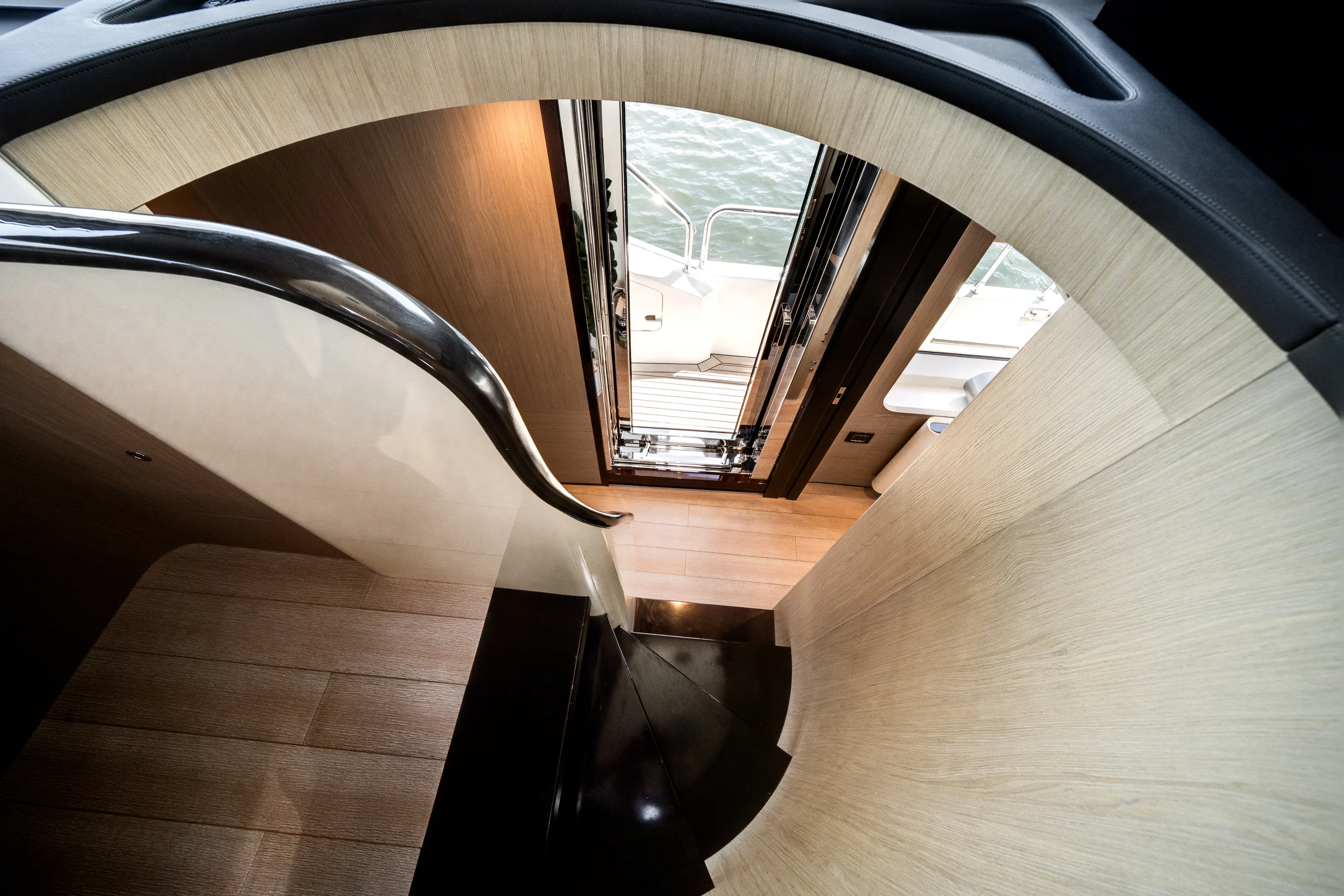 2020 Azimut GRANDE 27M Image Thumbnail #52